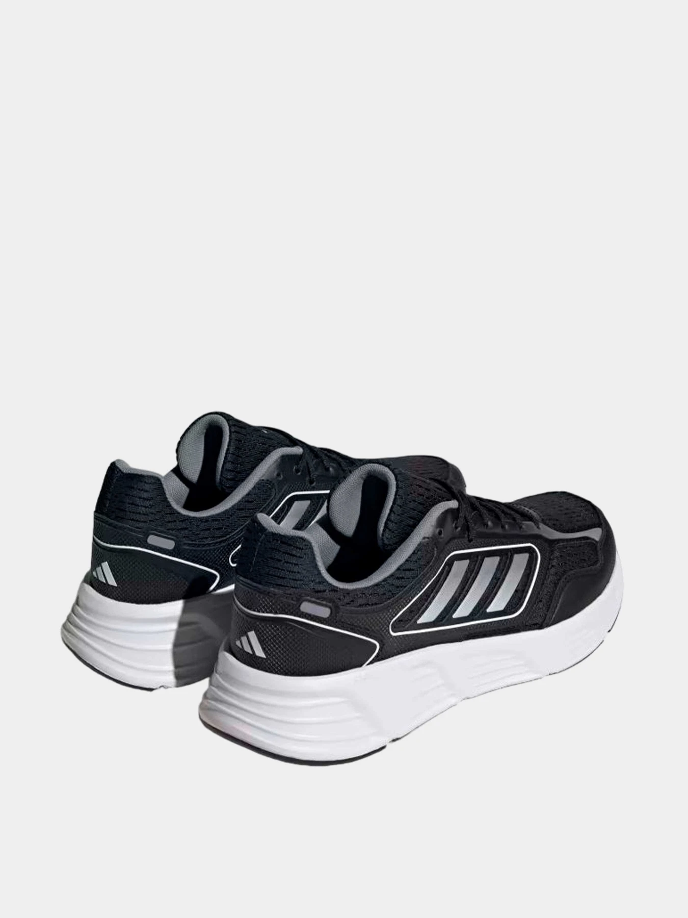 Кроссовки Adidas модель IF5398 Кроссовки Adidas модель IF5398 Фото