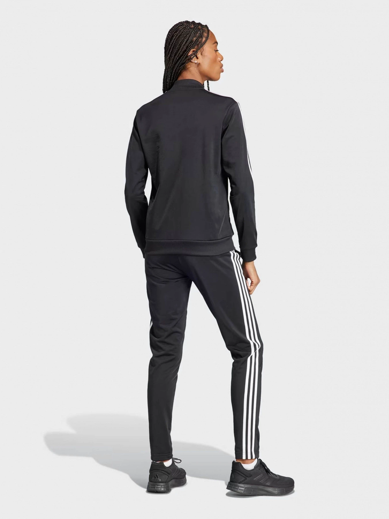 Костюмы Adidas модель IJ8781 Костюмы Adidas модель IJ8781 Фото