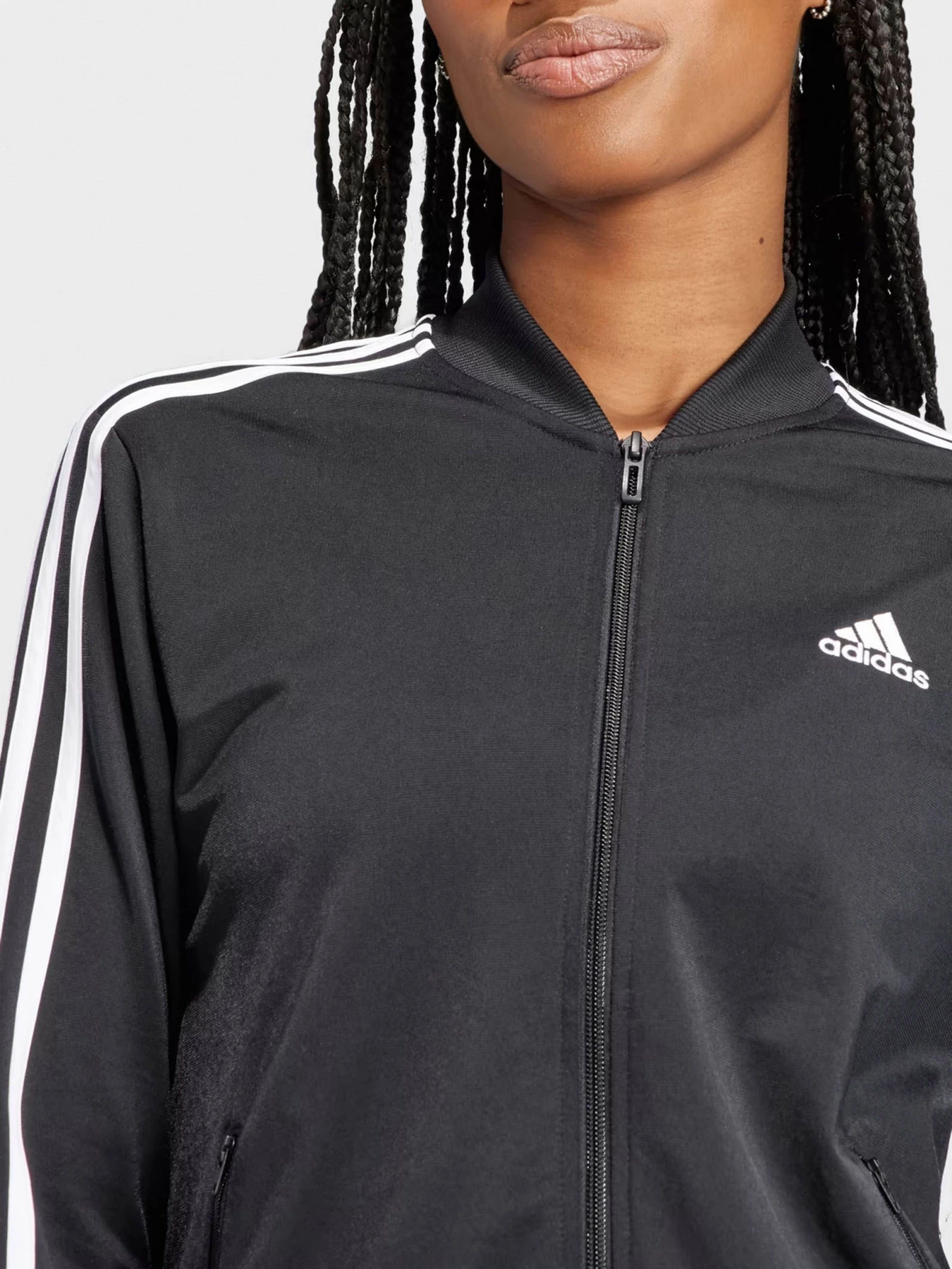 Костюмы Adidas модель IJ8781 Костюмы Adidas модель IJ8781 Фото