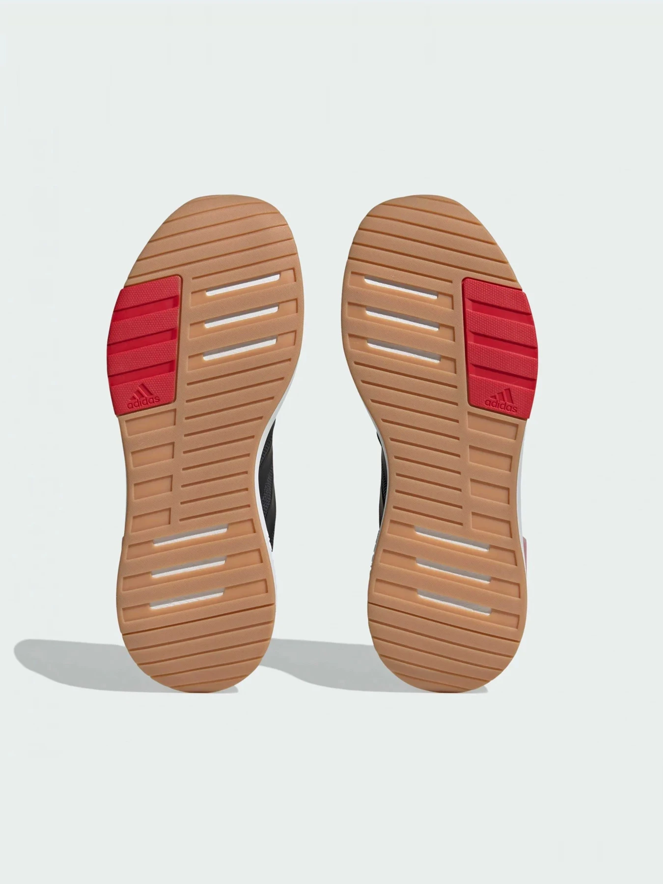 Кроссовки Adidas модель IG7328 Кроссовки Adidas модель IG7328 Фото