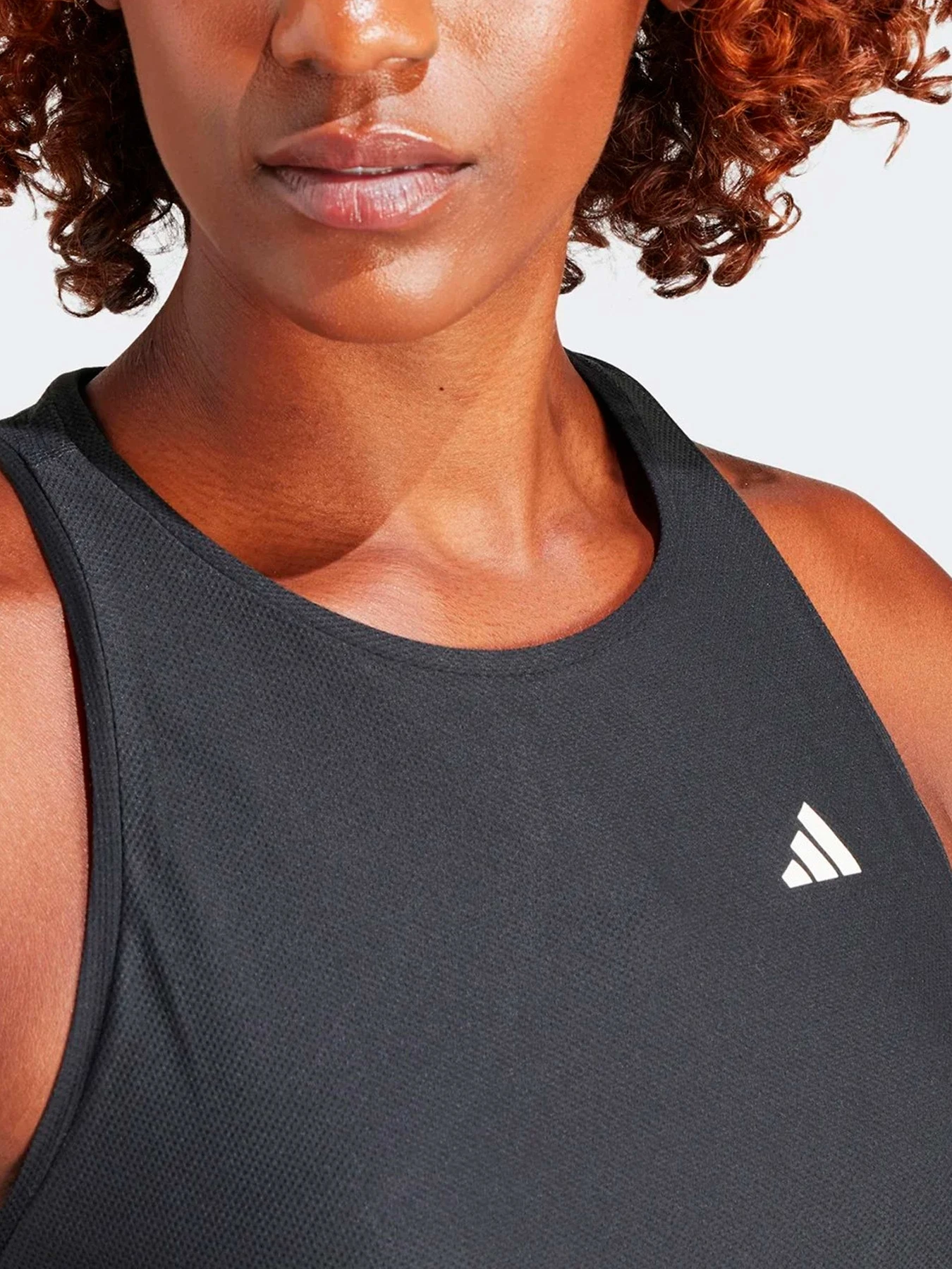 Футболки и поло Adidas модель IN8317 Футболки и поло Adidas модель IN8317 Фото