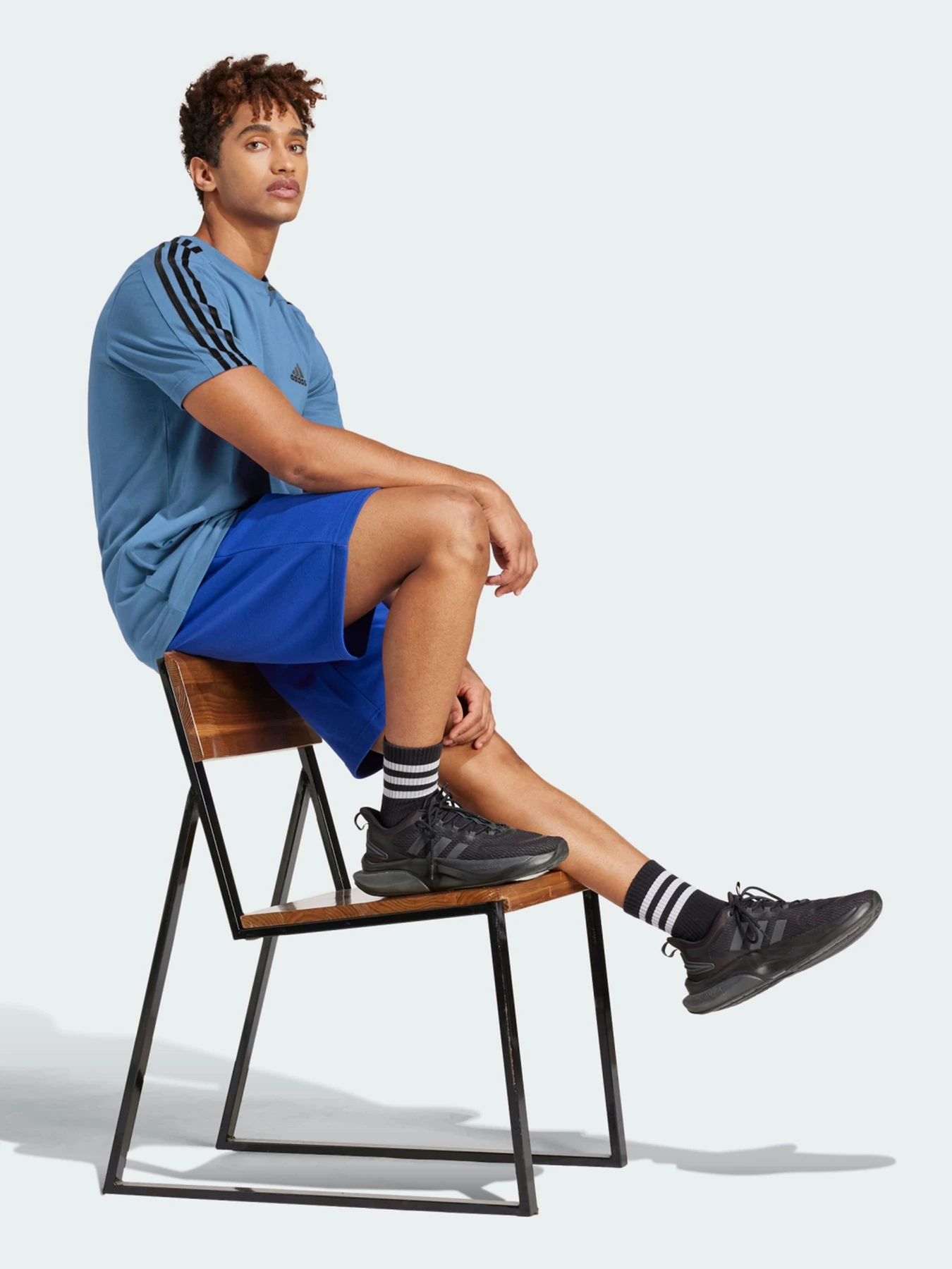 Футболки и поло Adidas модель IS1338 Футболки и поло Adidas модель IS1338 Фото