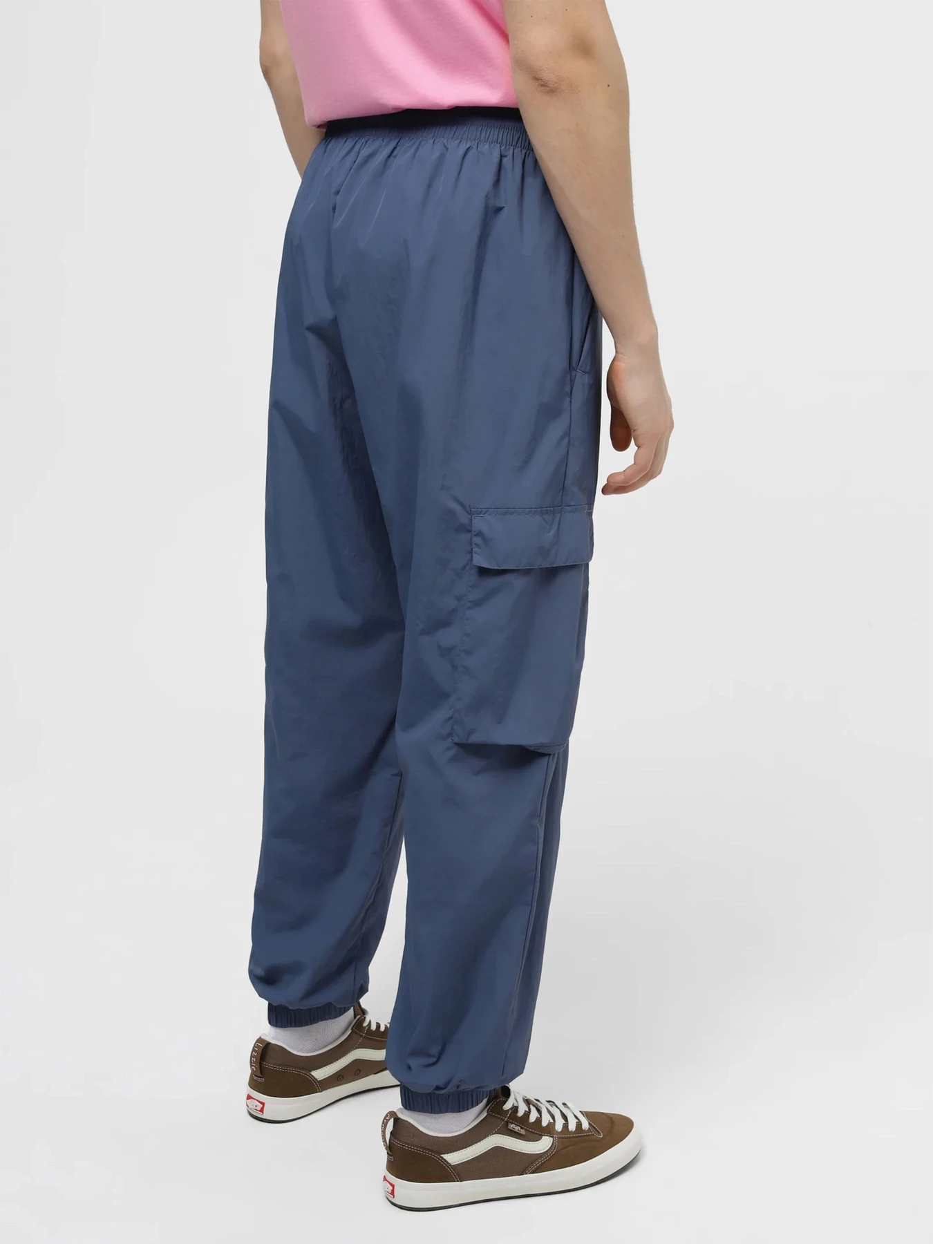 Брюки Adidas модель IR5165 Брюки Adidas модель IR5165 Фото