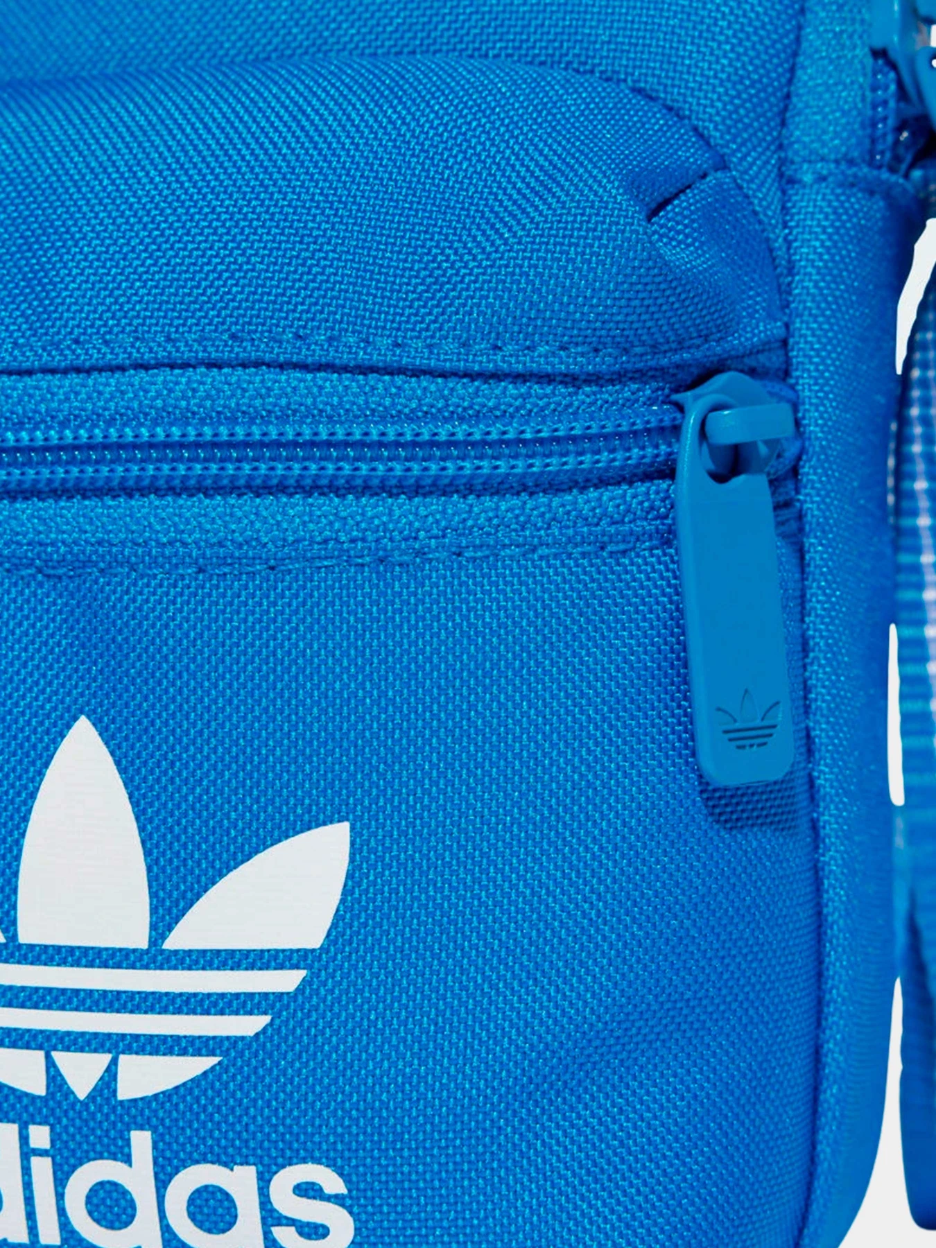 Сумки Adidas модель IS4370 Сумки Adidas модель IS4370 Фото