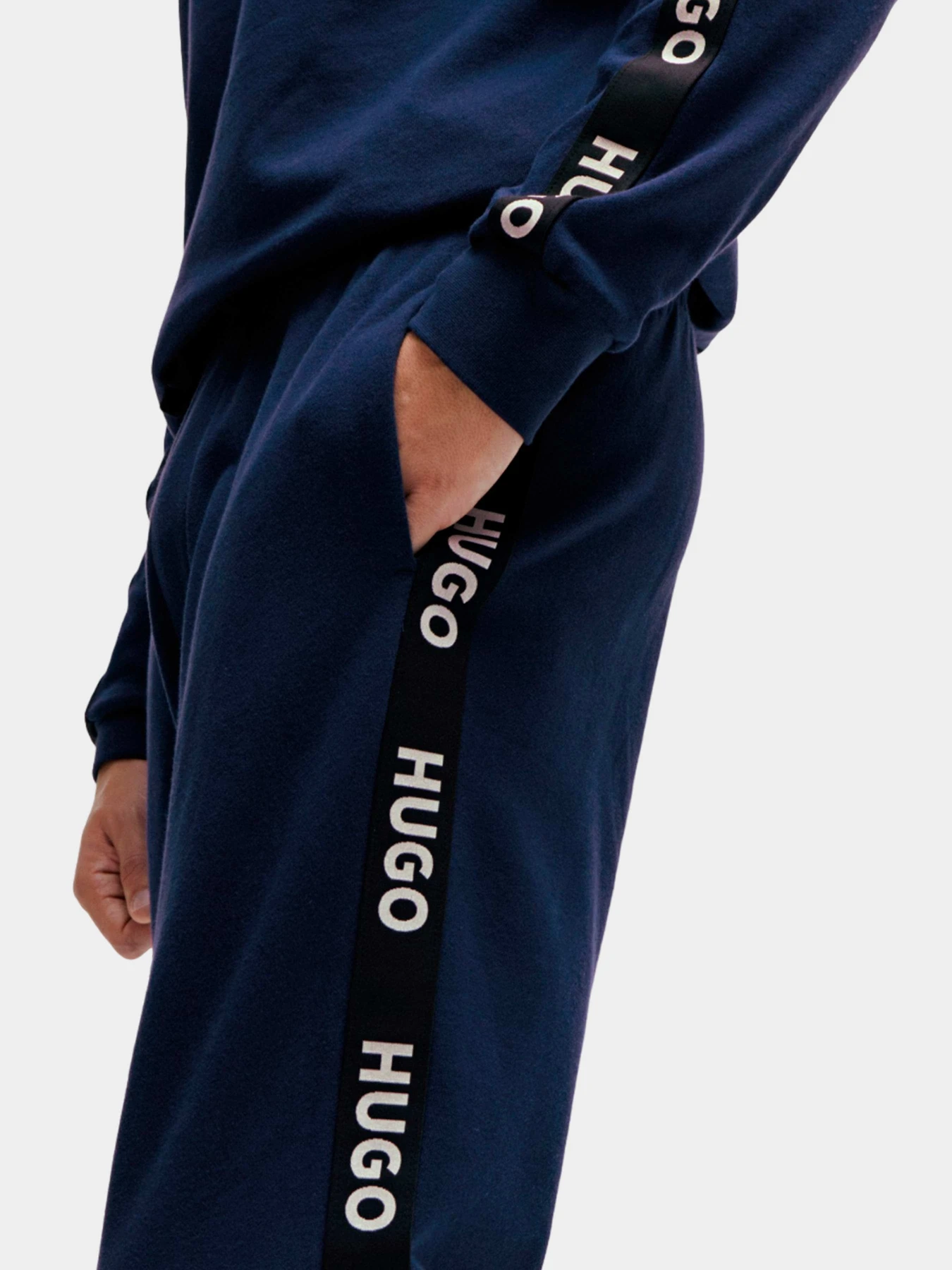 Брюки HUGO модель 50496995-405 Брюки HUGO модель 50496995-405 Фото