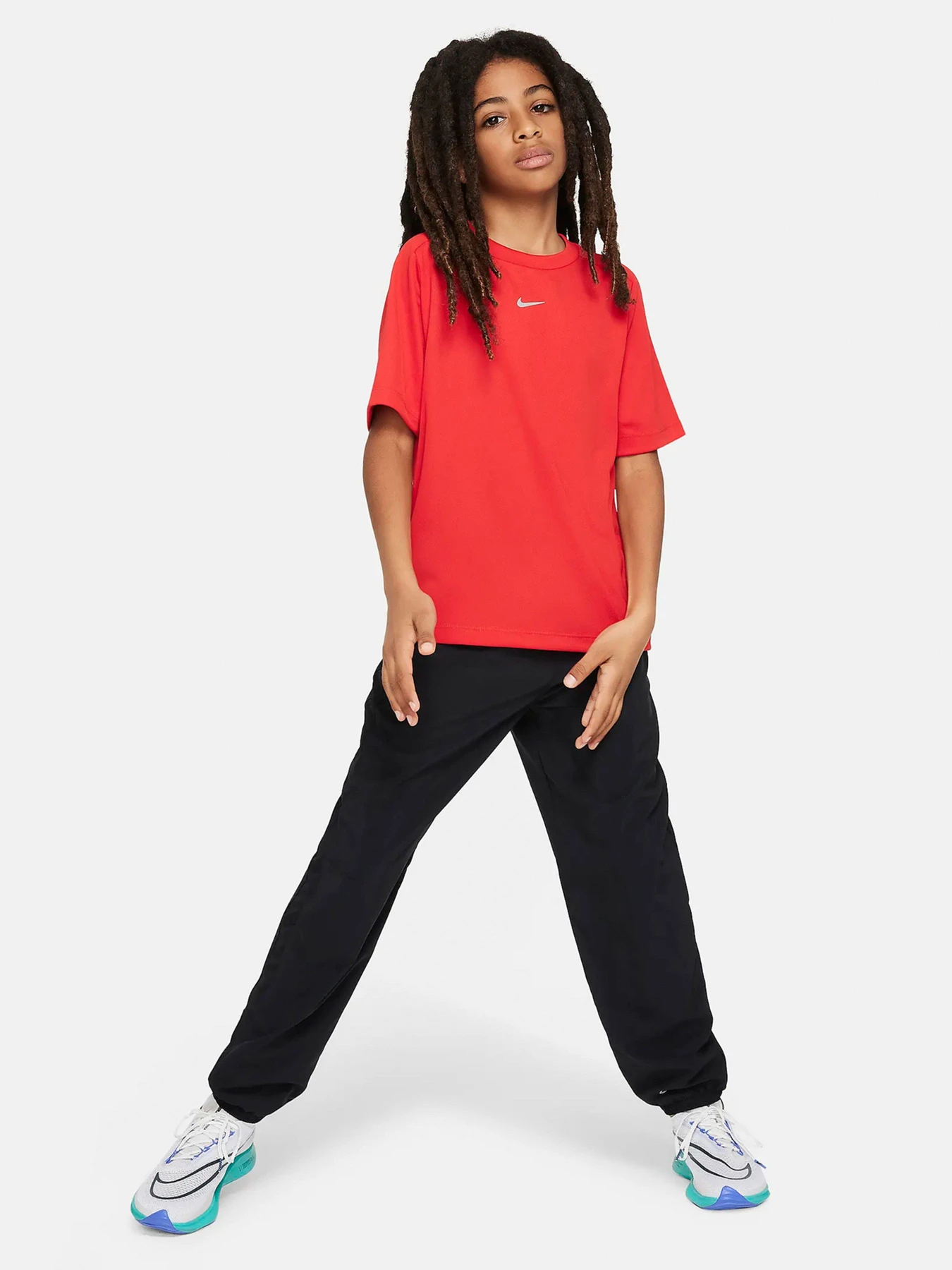 Брюки NIKE модель FN8371-010 Брюки NIKE модель FN8371-010 Фото