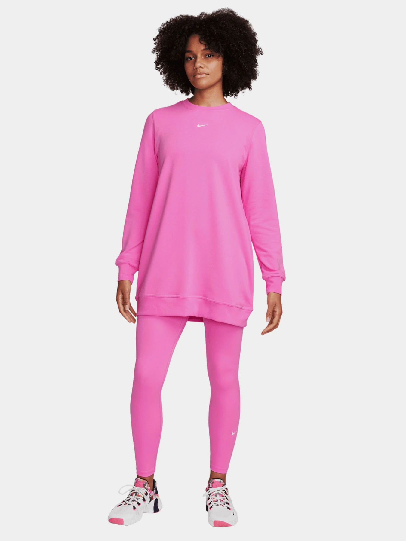 Худи и свитшоты NIKE модель FJ9567-675 Худи и свитшоты NIKE модель FJ9567-675 Фото