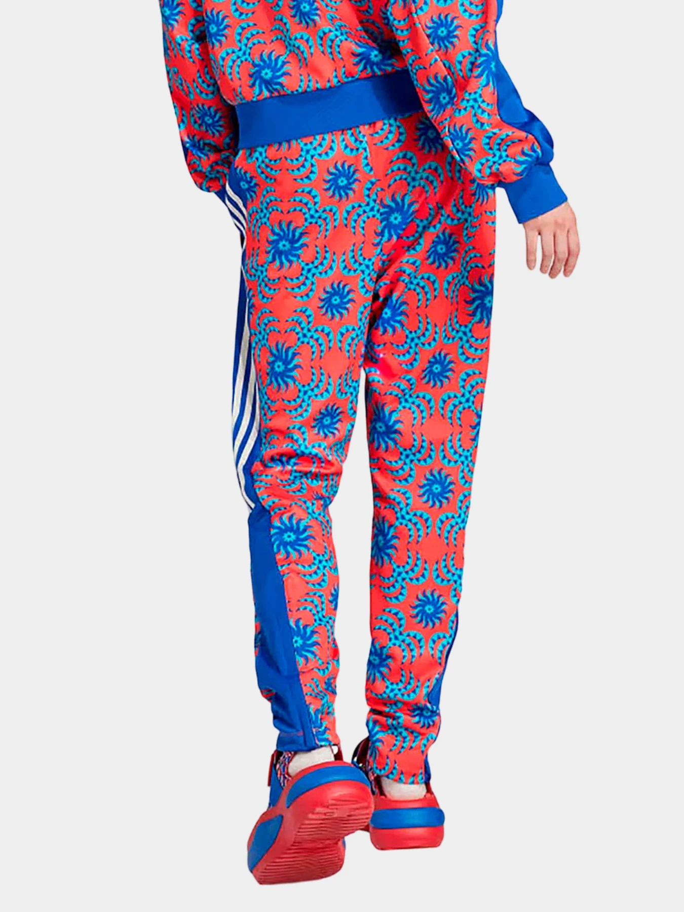 Брюки Adidas модель IQ4492 Брюки Adidas модель IQ4492 Фото
