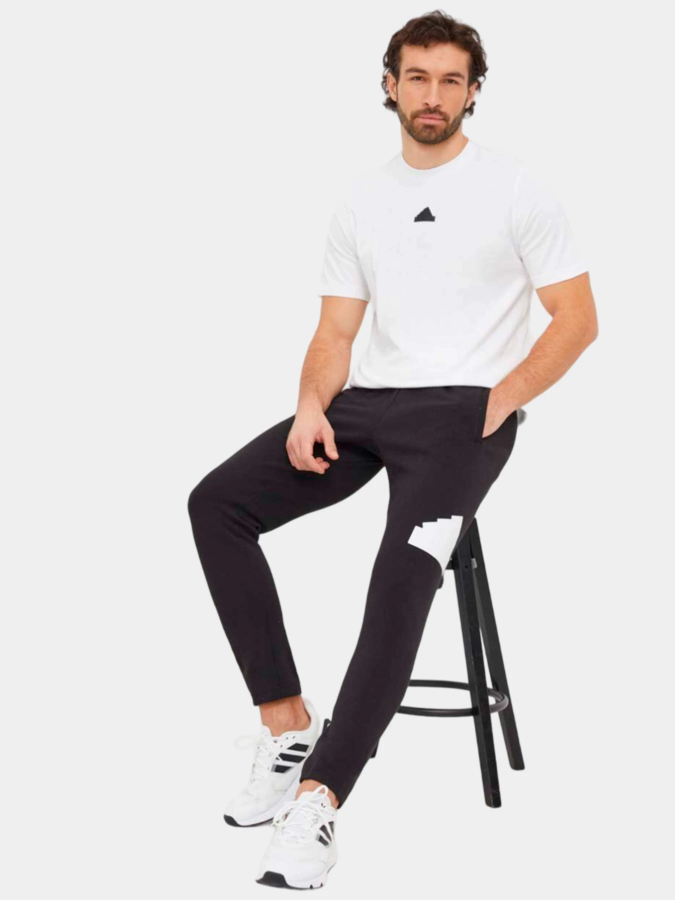 Футболки и поло Adidas модель IS2854 Футболки и поло Adidas модель IS2854 Фото