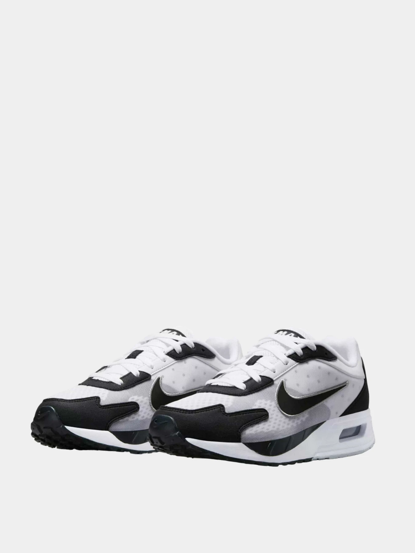 Кроссовки NIKE модель DX3666-100 Кроссовки NIKE модель DX3666-100 Фото