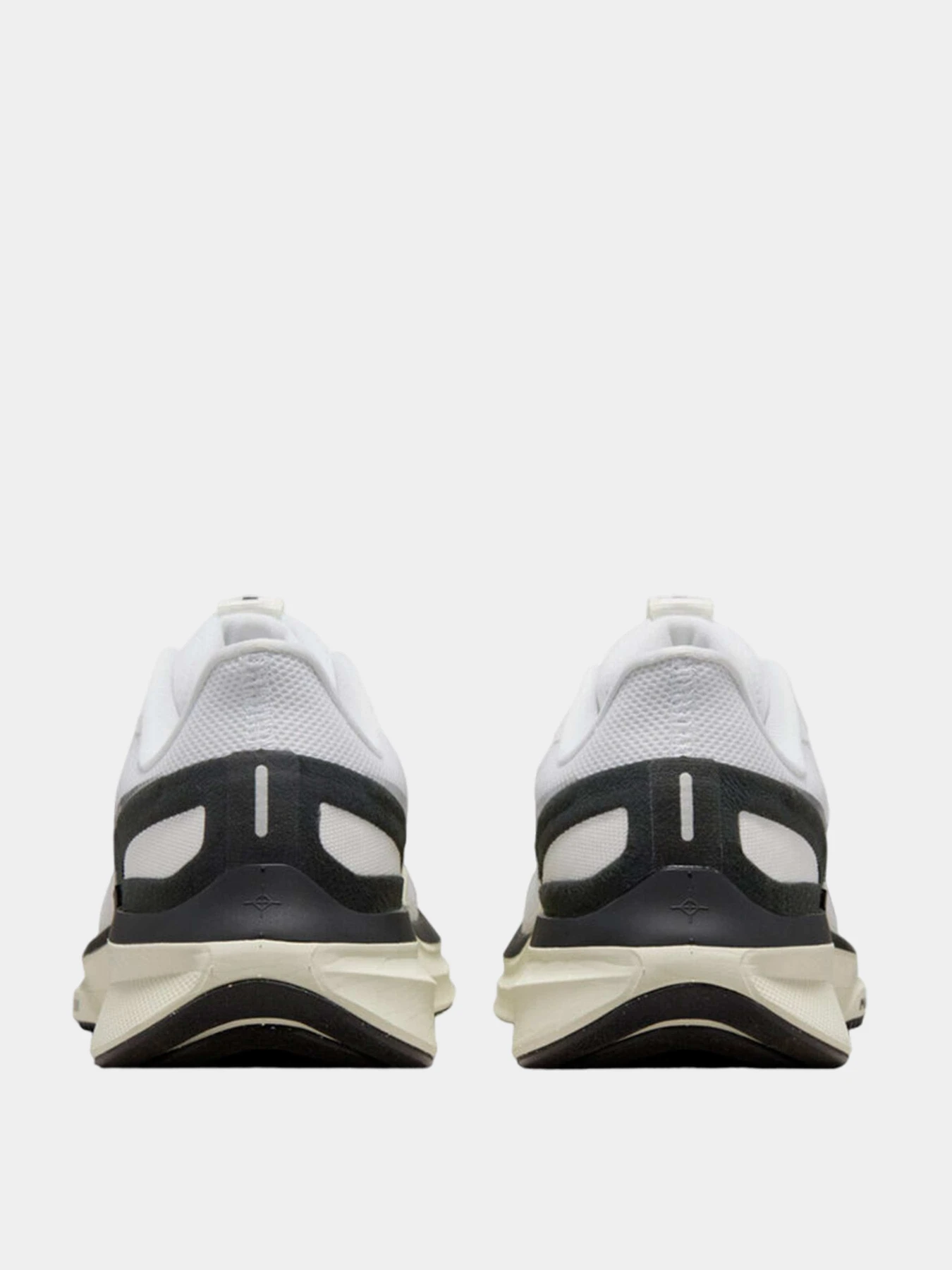 Кроссовки NIKE модель DJ7884-104 Кроссовки NIKE модель DJ7884-104 Фото
