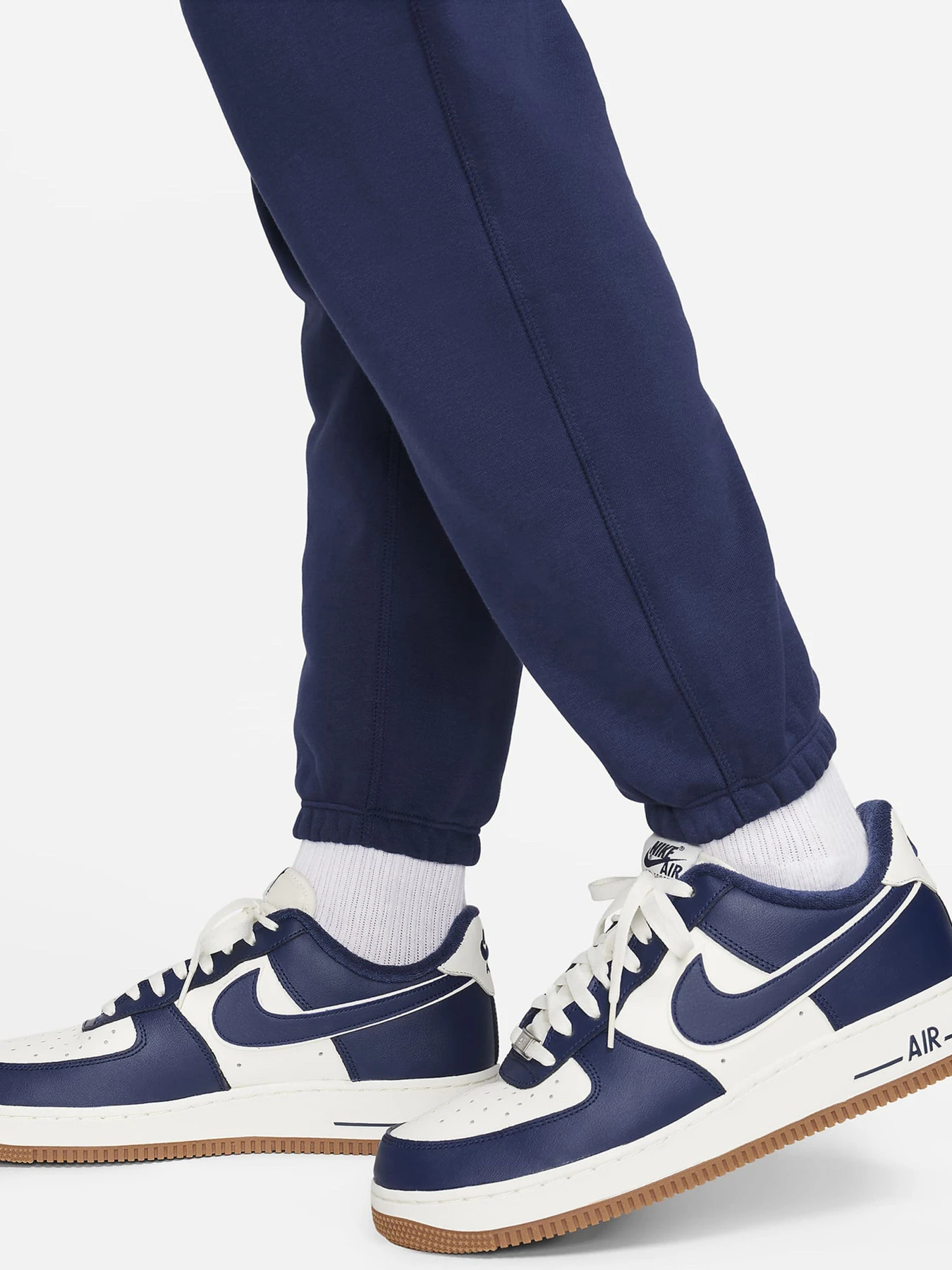 Брюки NIKE модель FV4453-410 Брюки NIKE модель FV4453-410 Фото