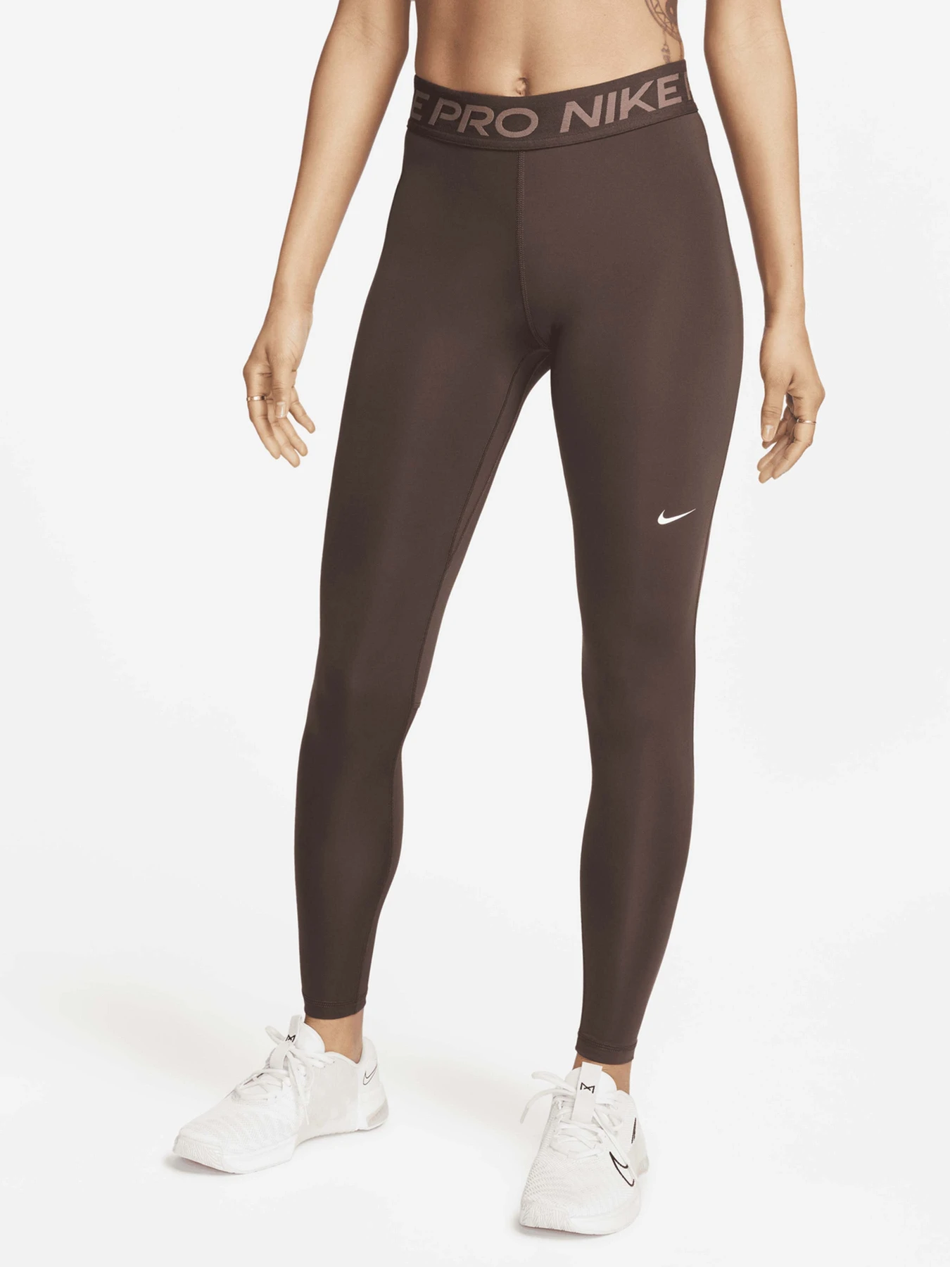 Брюки NIKE модель CZ9779-237 Брюки NIKE модель CZ9779-237 Фото