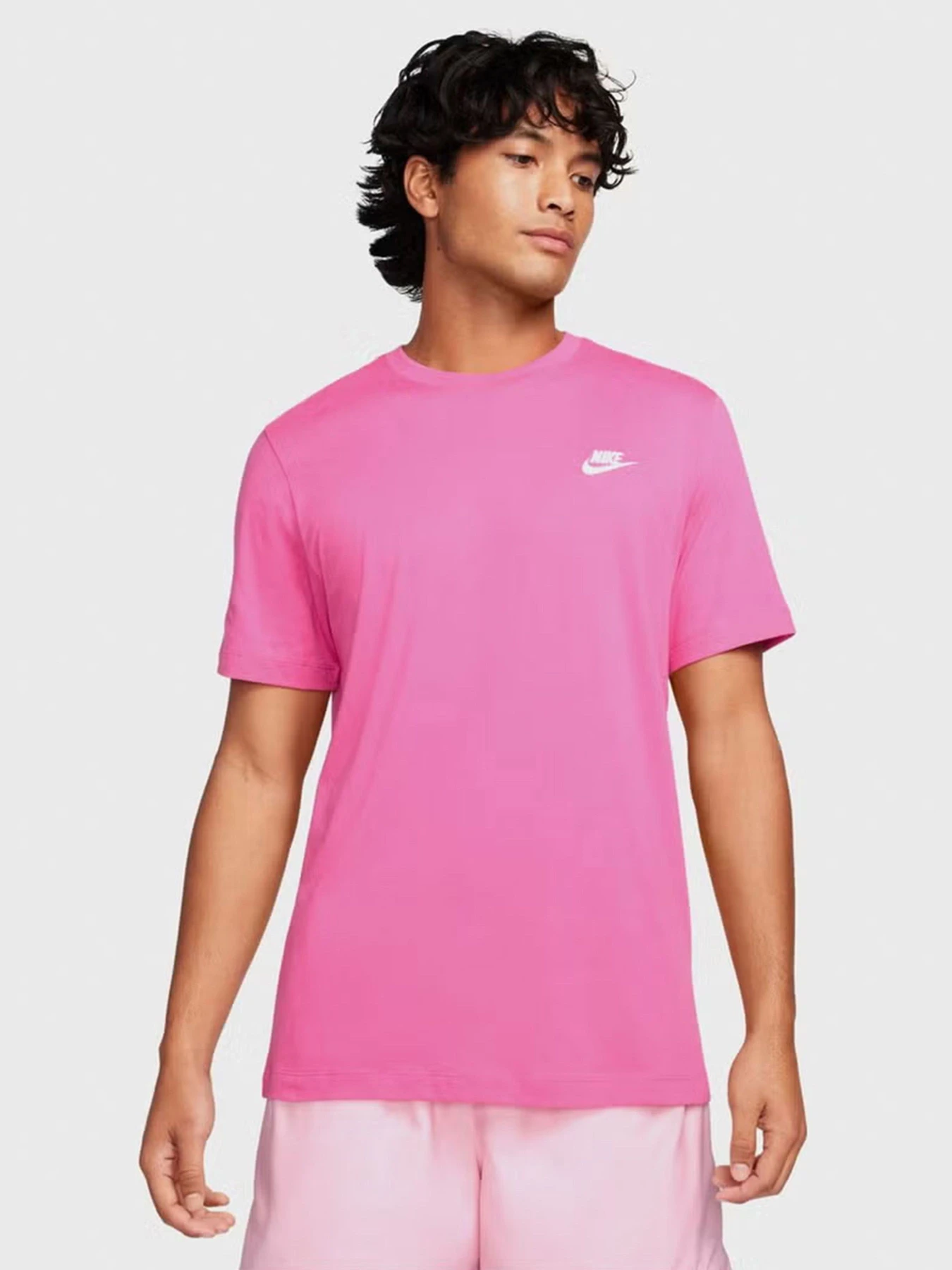 Футболки и поло NIKE модель AR4997-605 Футболки и поло NIKE модель AR4997-605 Фото