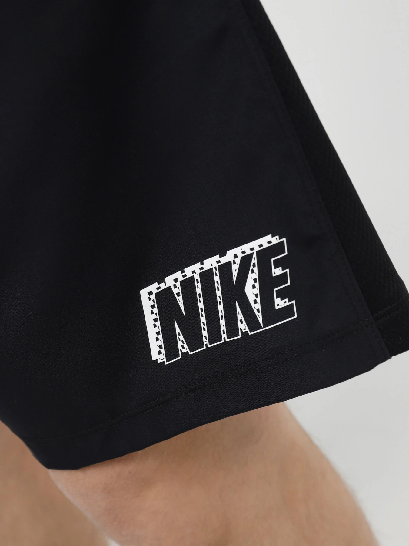 Шорты NIKE модель FB6371-010 Шорты NIKE модель FB6371-010 Фото