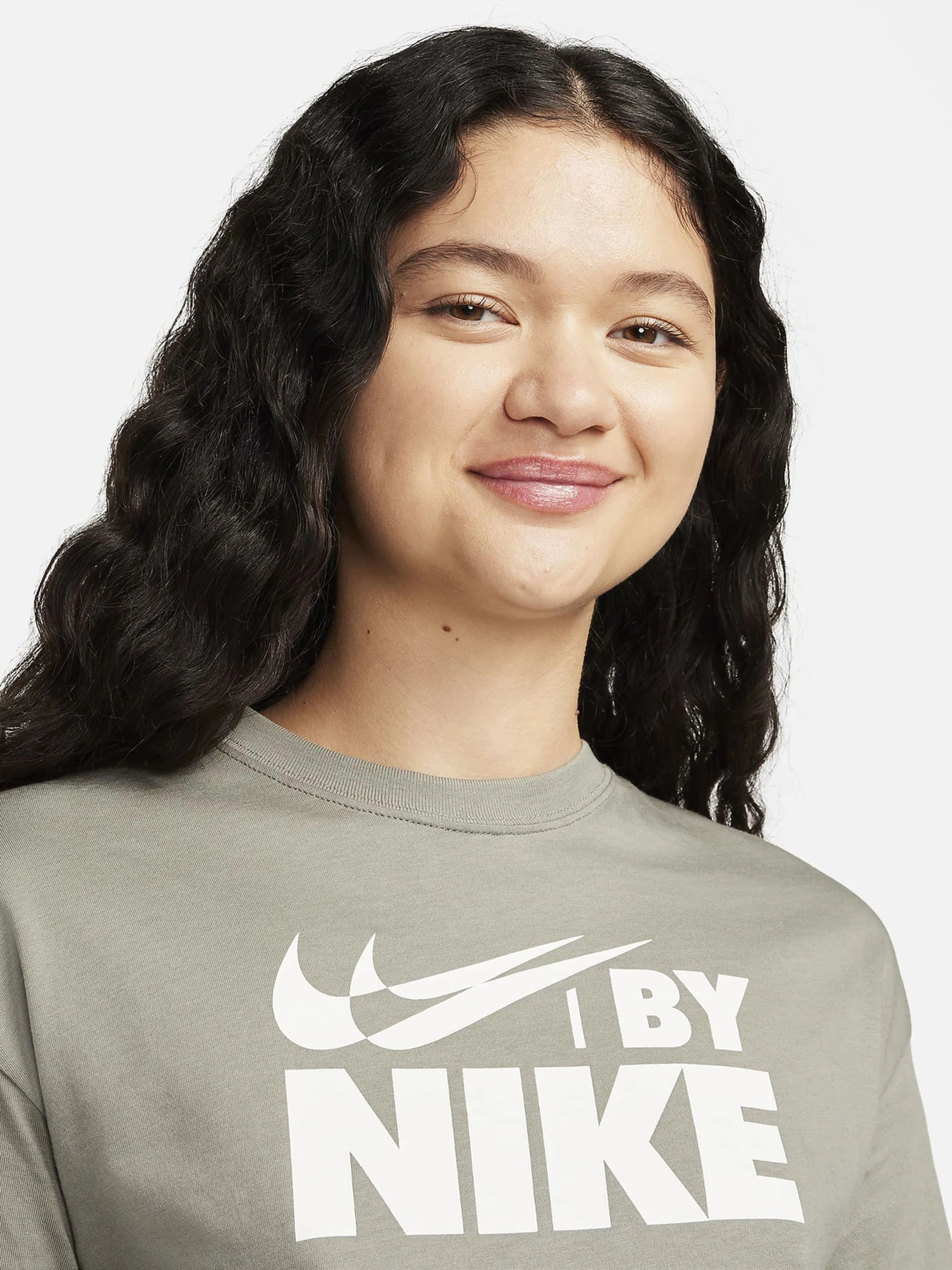 Футболки и поло NIKE модель FZ4635-053 Футболки и поло NIKE модель FZ4635-053 Фото