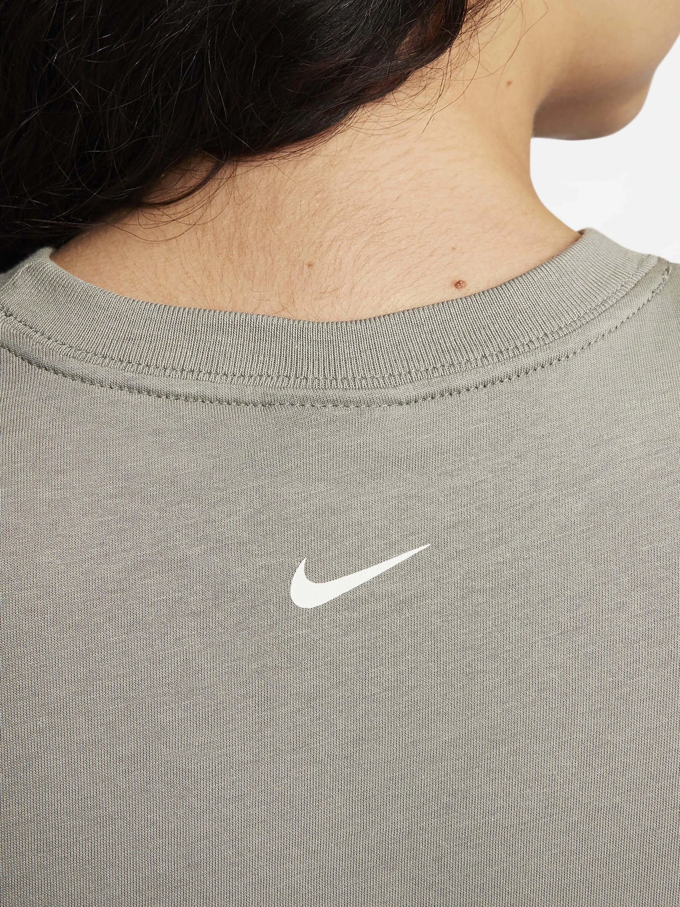 Футболки и поло NIKE модель FZ4635-053 Футболки и поло NIKE модель FZ4635-053 Фото