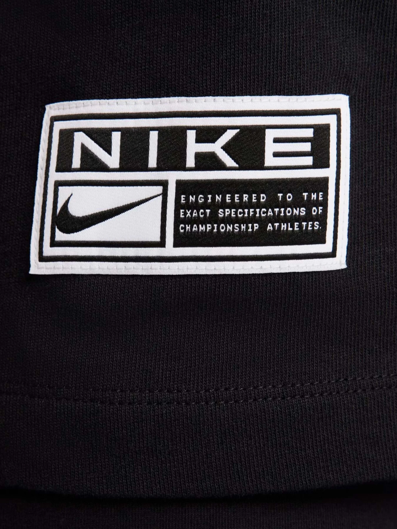 Футболки и поло NIKE модель FV8002-010 Футболки и поло NIKE модель FV8002-010 Фото