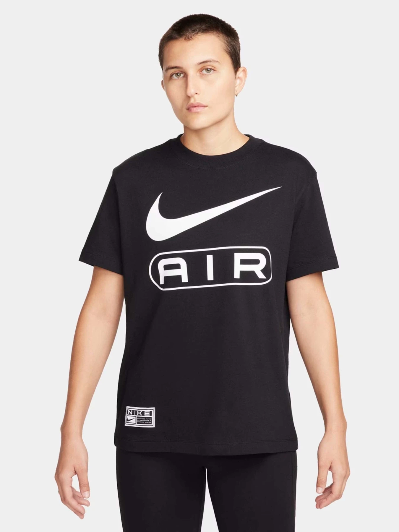 Футболки и поло NIKE модель FV8002-010 Футболки и поло NIKE модель FV8002-010 Фото