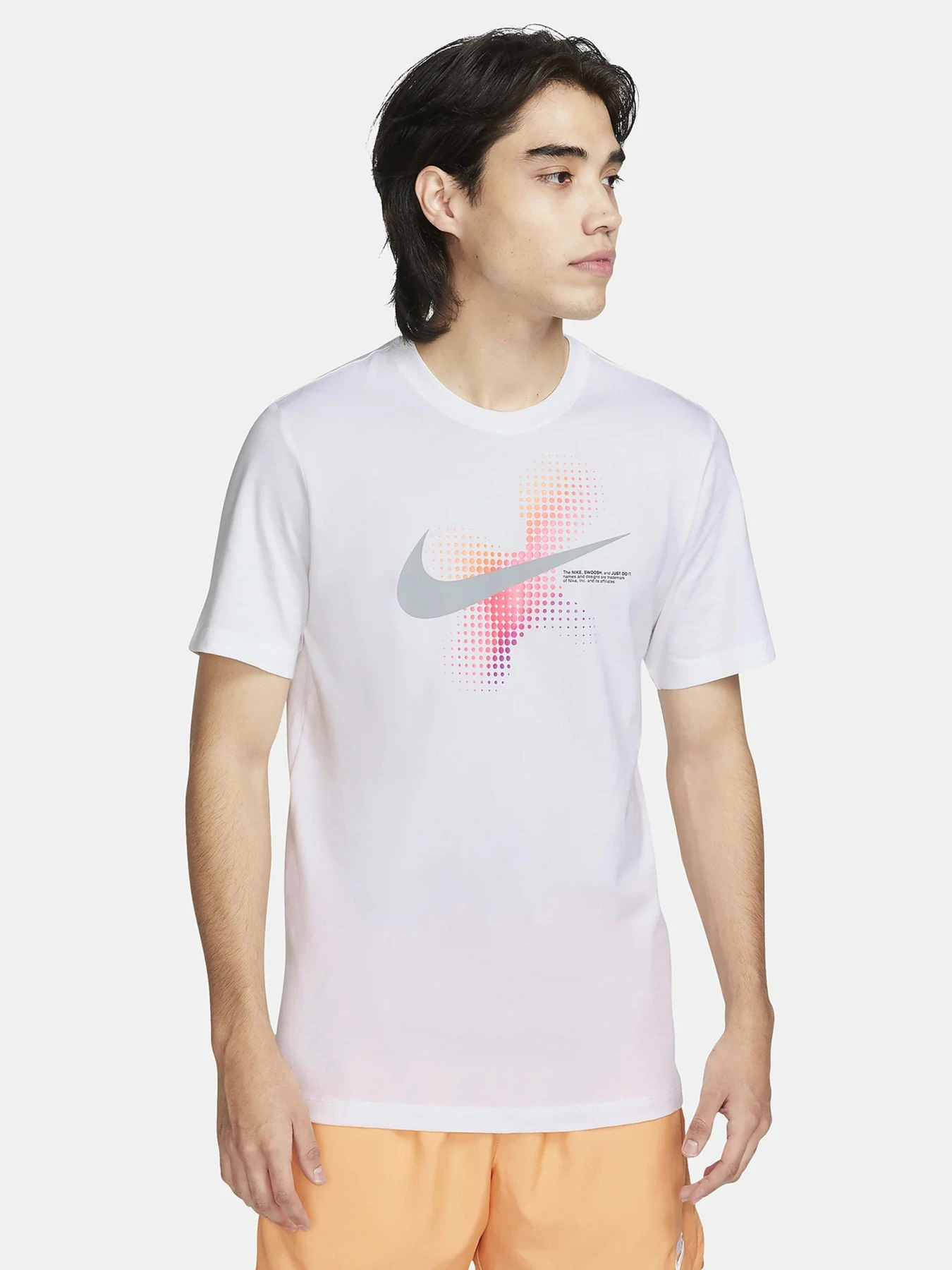 Футболки и поло NIKE модель FQ7998-100 Футболки и поло NIKE модель FQ7998-100 Фото