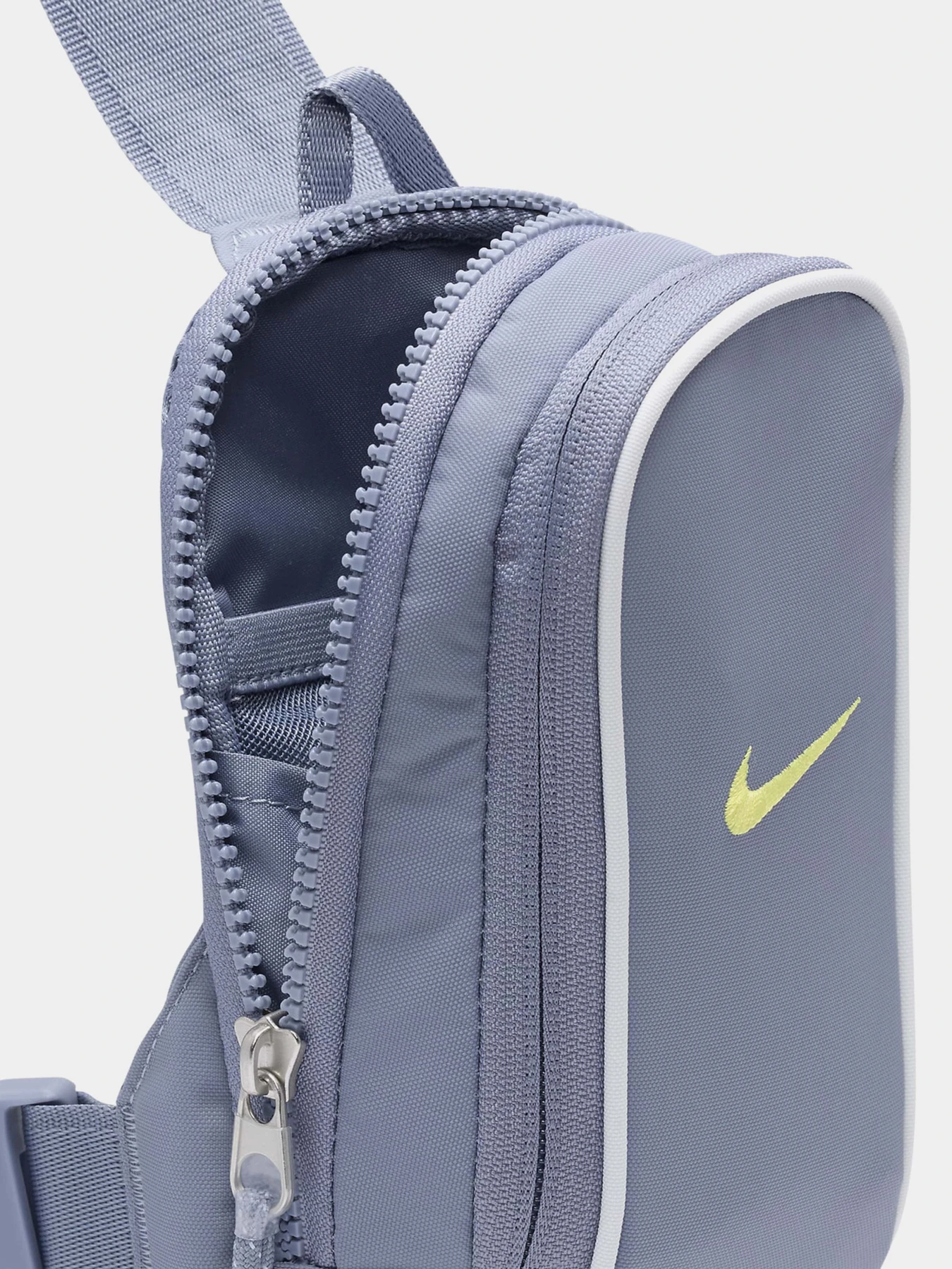 Сумки NIKE модель DJ9794-493 Сумки NIKE модель DJ9794-493 Фото