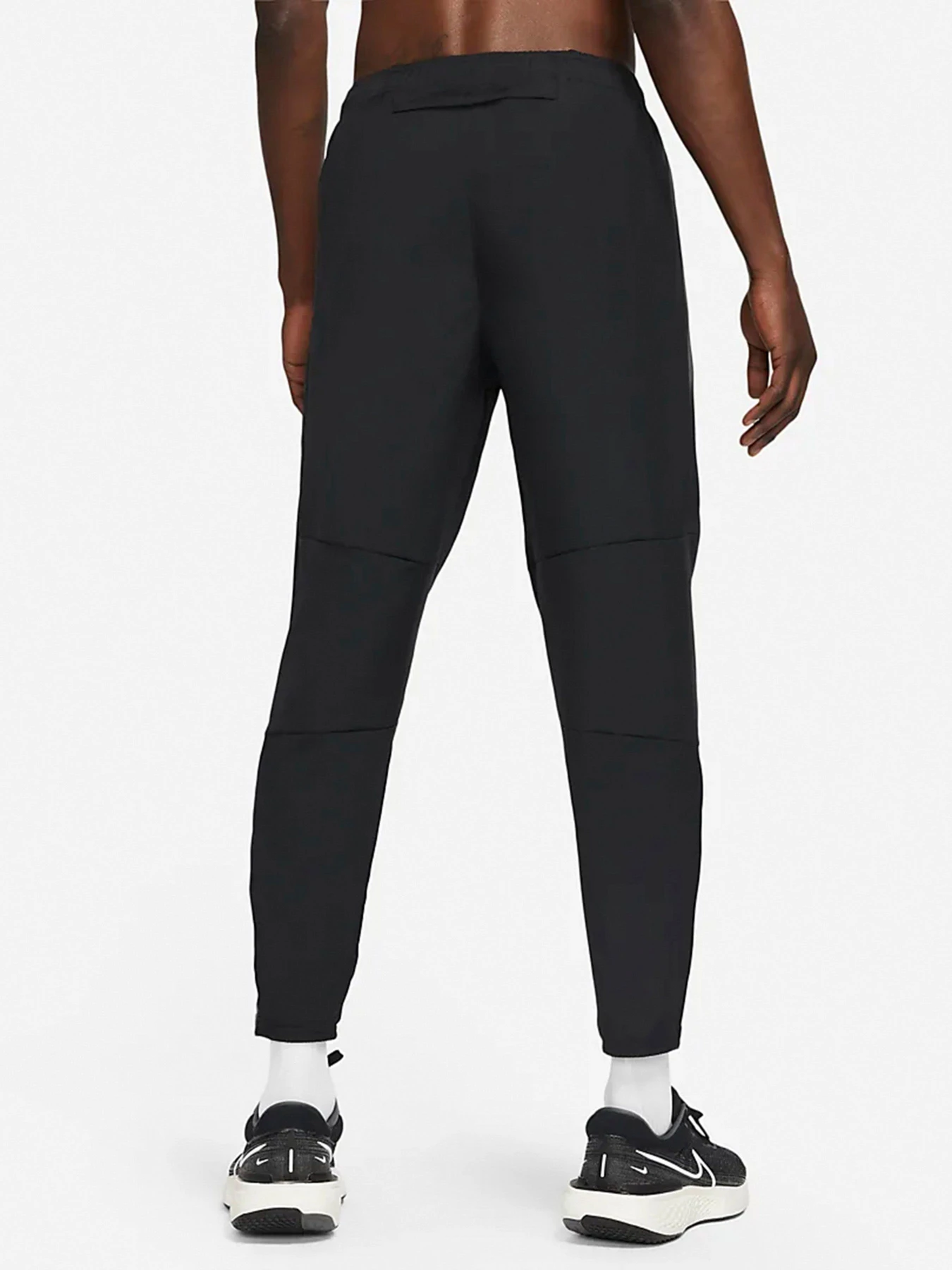 Брюки NIKE модель DD4894-010 Брюки NIKE модель DD4894-010 Фото
