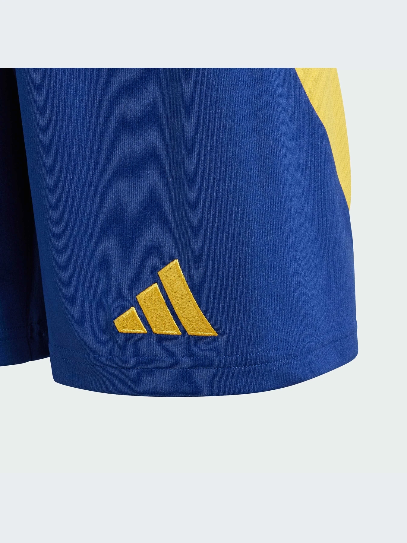 Шорты Adidas модель IW8149-KZ Шорты Adidas модель IW8149-KZ Фото