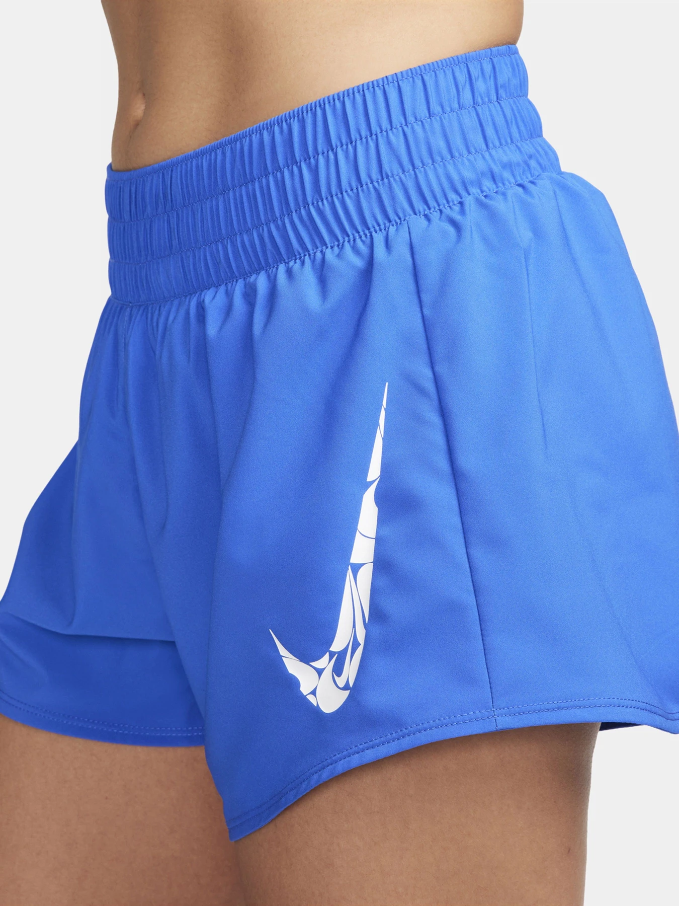 Шорты NIKE модель FN2601-405 Шорты NIKE модель FN2601-405 Фото