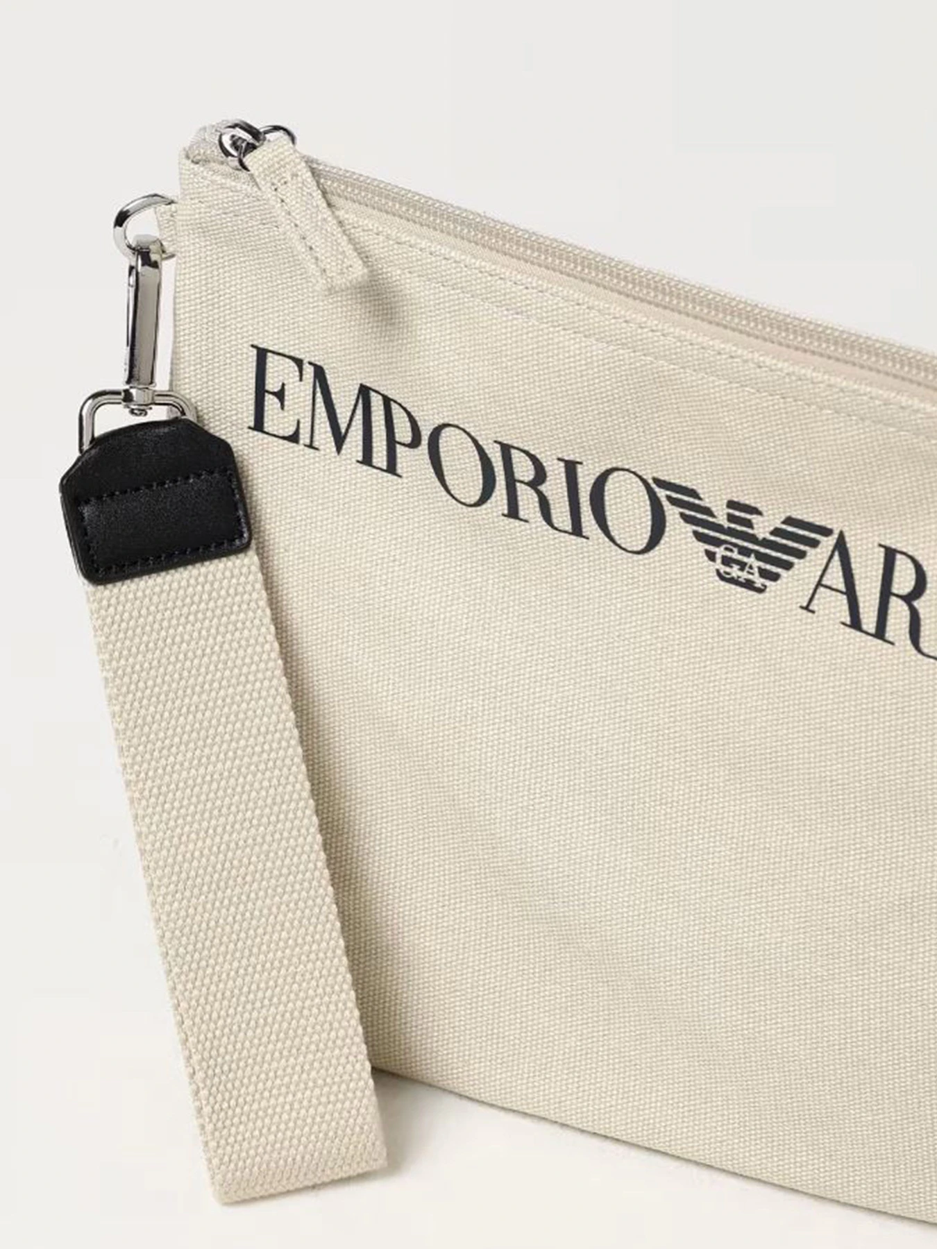 Сумки Emporio Armani модель 231796-CC918-00040 Сумки Emporio Armani модель 231796-CC918-00040 Фото