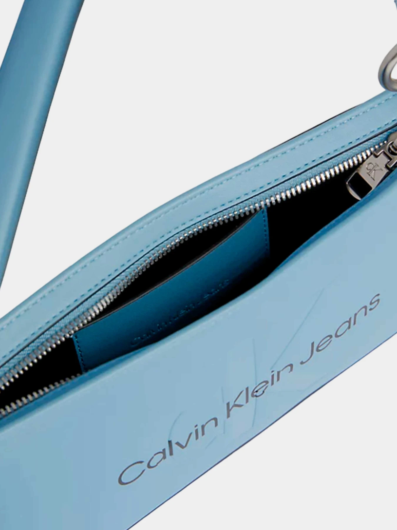 Сумки Calvin Klein модель K60K610679-CEZ Сумки Calvin Klein модель K60K610679-CEZ Фото
