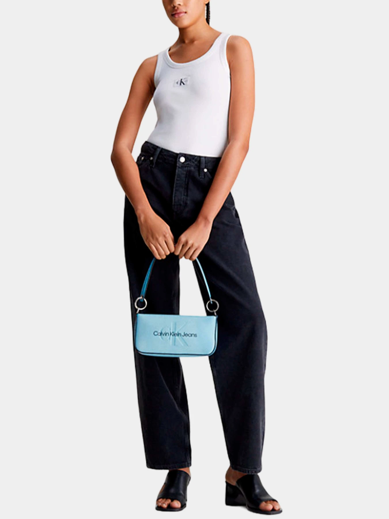 Сумки Calvin Klein модель K60K610679-CEZ Сумки Calvin Klein модель K60K610679-CEZ Фото