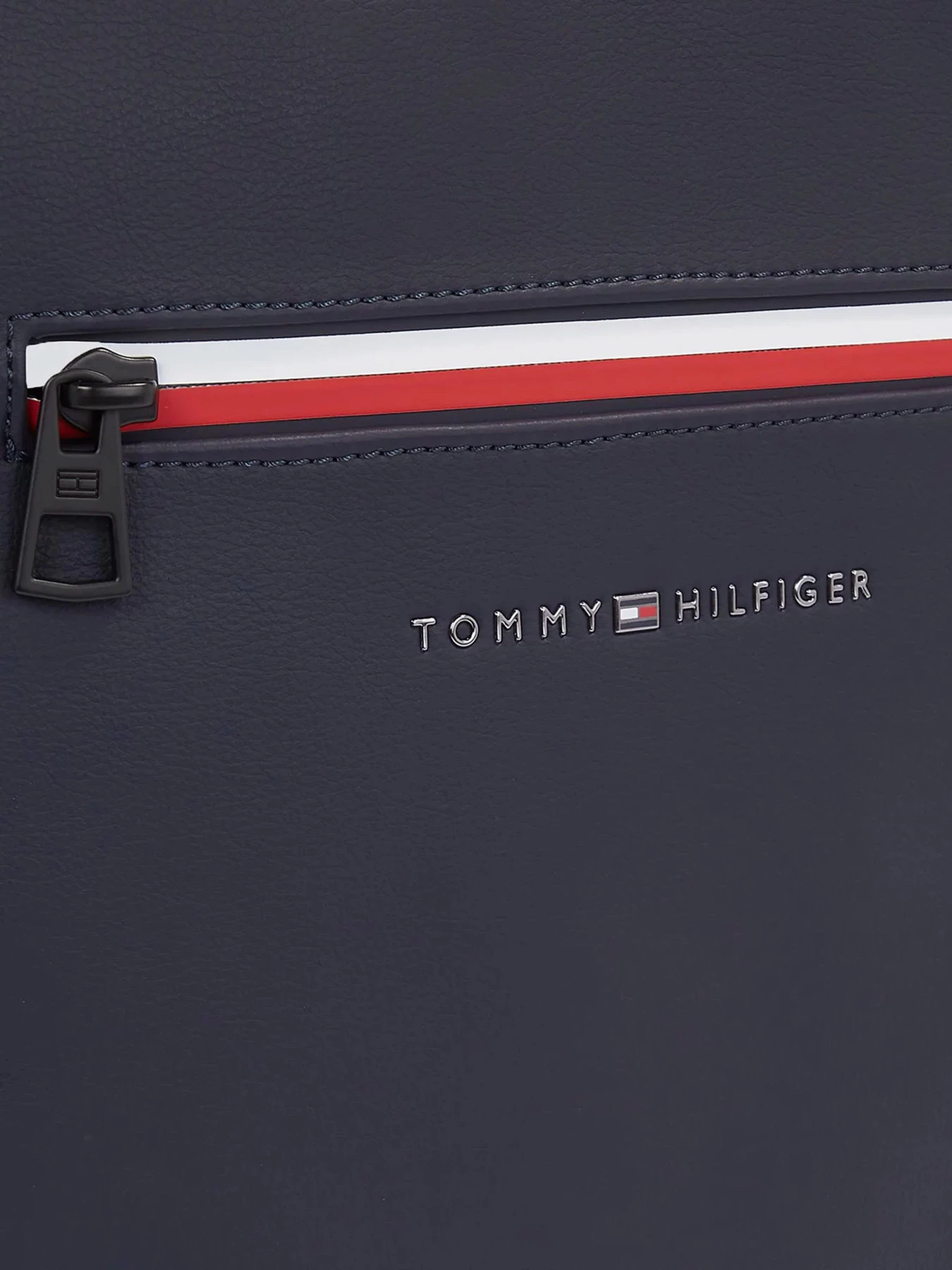 Сумки Tommy Hilfiger модель AM0AM12199-DW6 Фото