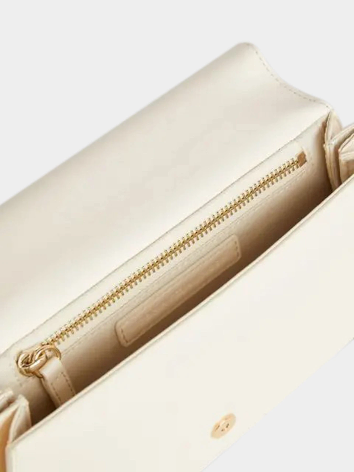 Сумки Tommy Hilfiger модель AW0AW15974-AEF Сумки Tommy Hilfiger модель AW0AW15974-AEF Фото