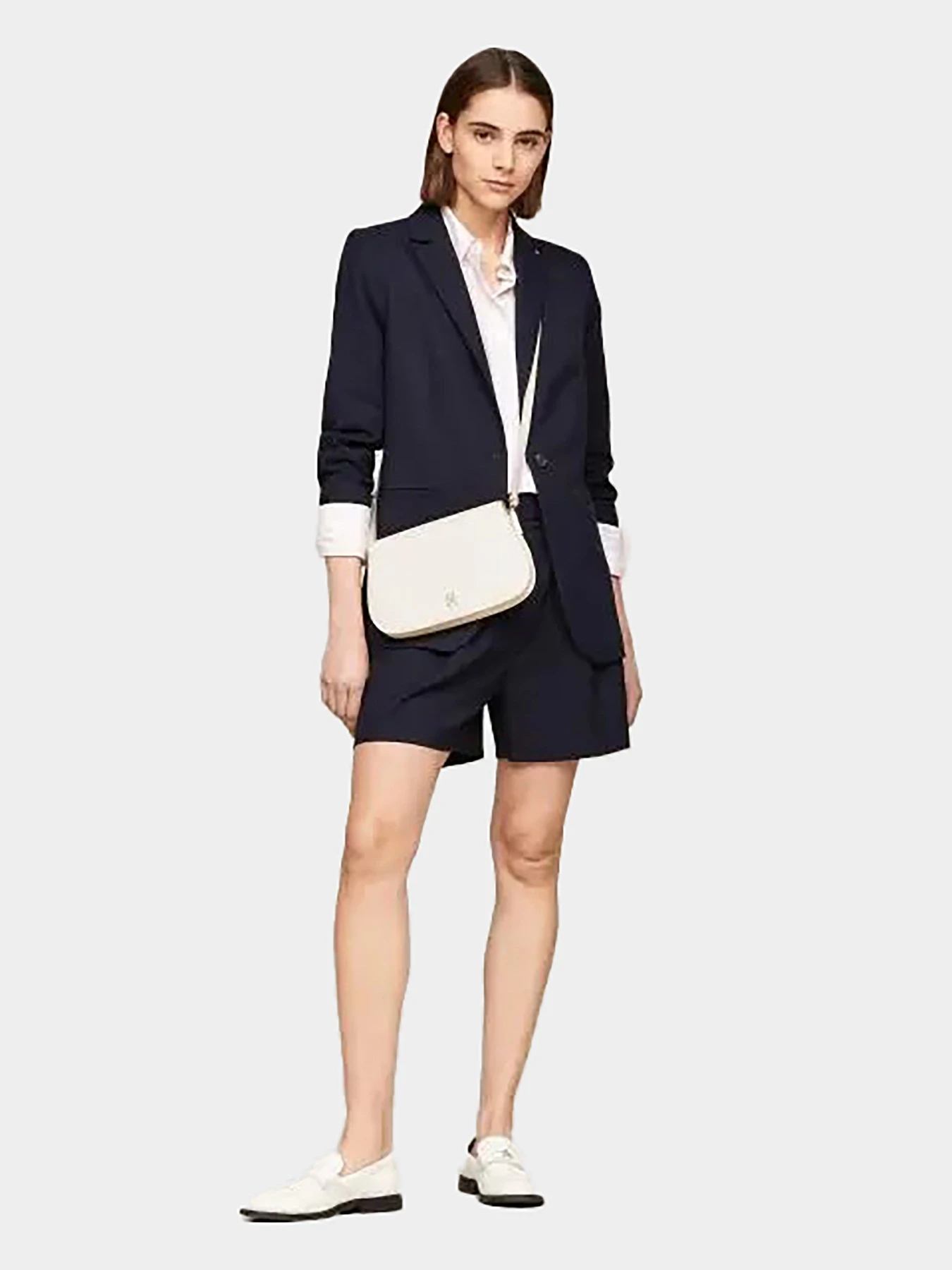 Сумки Tommy Hilfiger модель AW0AW15974-AEF Сумки Tommy Hilfiger модель AW0AW15974-AEF Фото