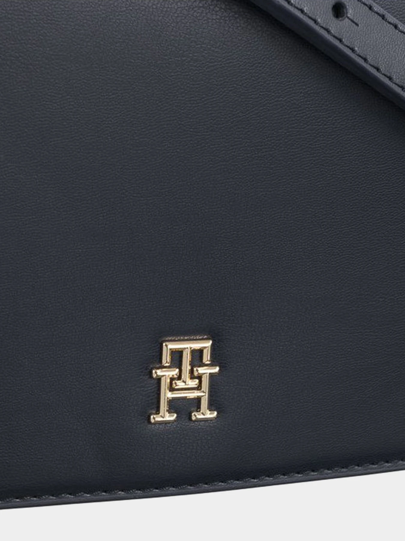 Сумки Tommy Hilfiger модель AW0AW15974-DW6 Сумки Tommy Hilfiger модель AW0AW15974-DW6 Фото