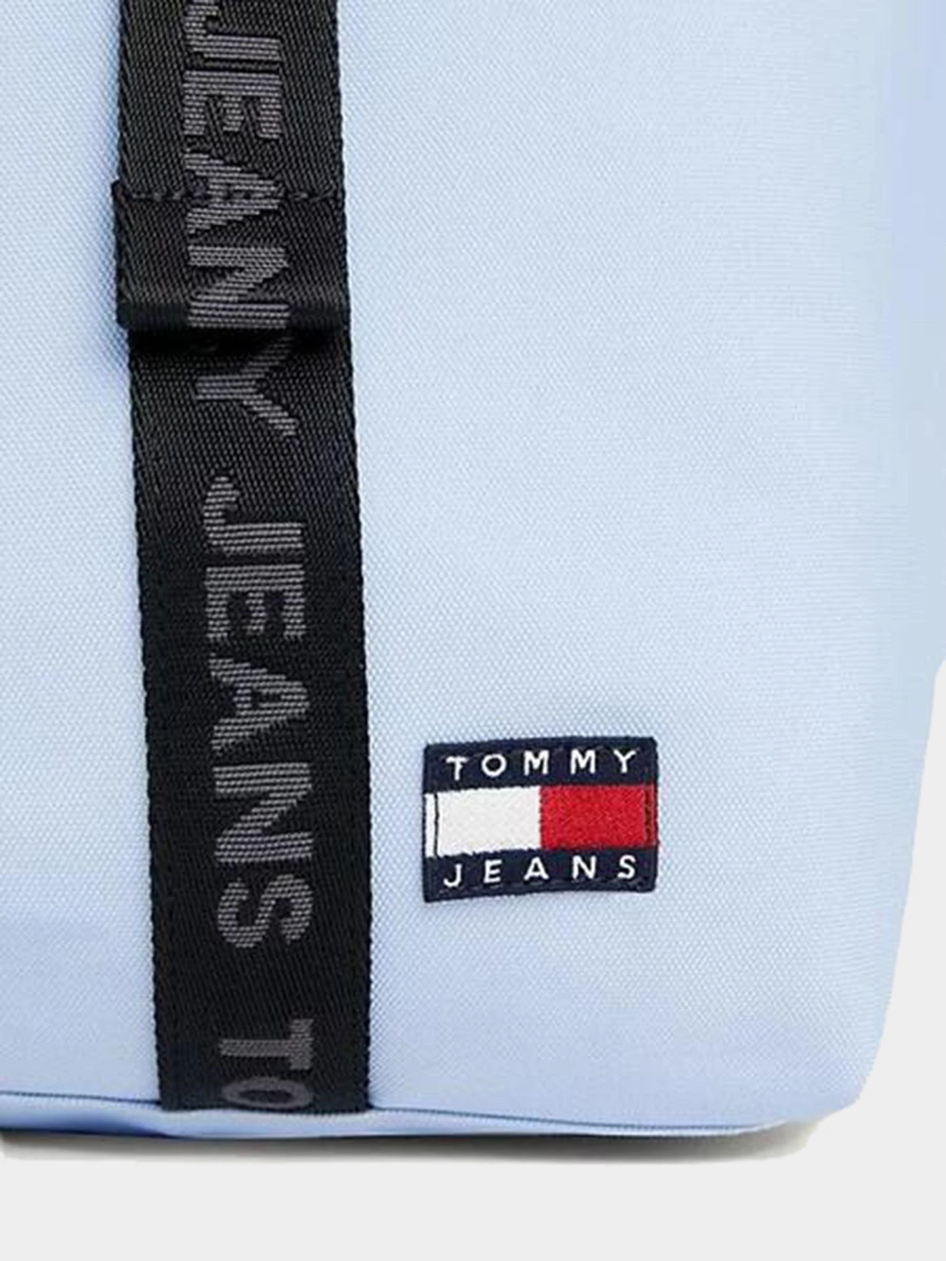 Сумки Tommy Hilfiger модель AW0AW15819-C3S Сумки Tommy Hilfiger модель AW0AW15819-C3S Фото