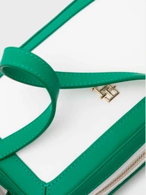 Сумки Tommy Hilfiger модель AW0AW16428-0K4 Фото