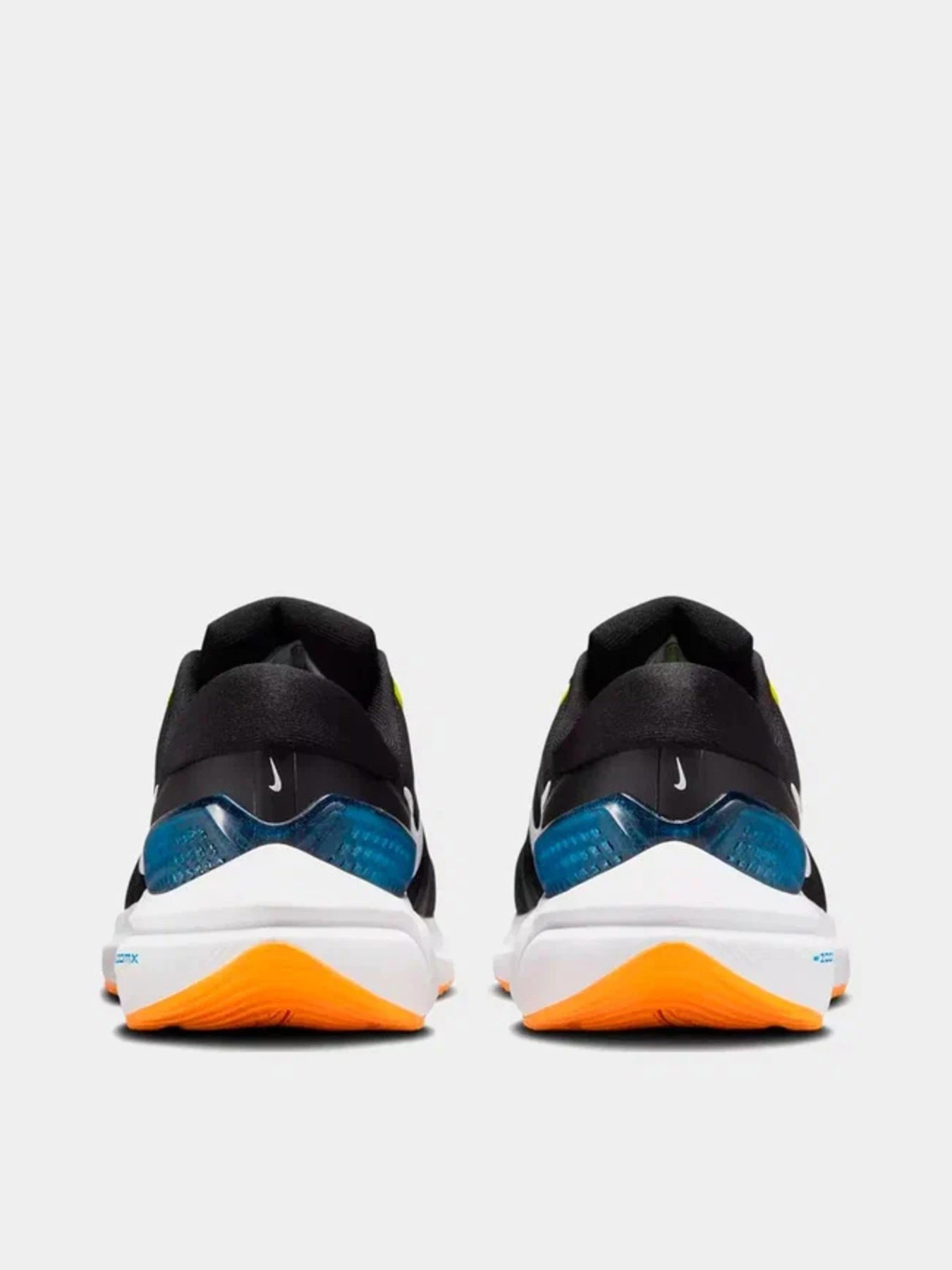 Кроссовки NIKE модель DA7245-012 Фото