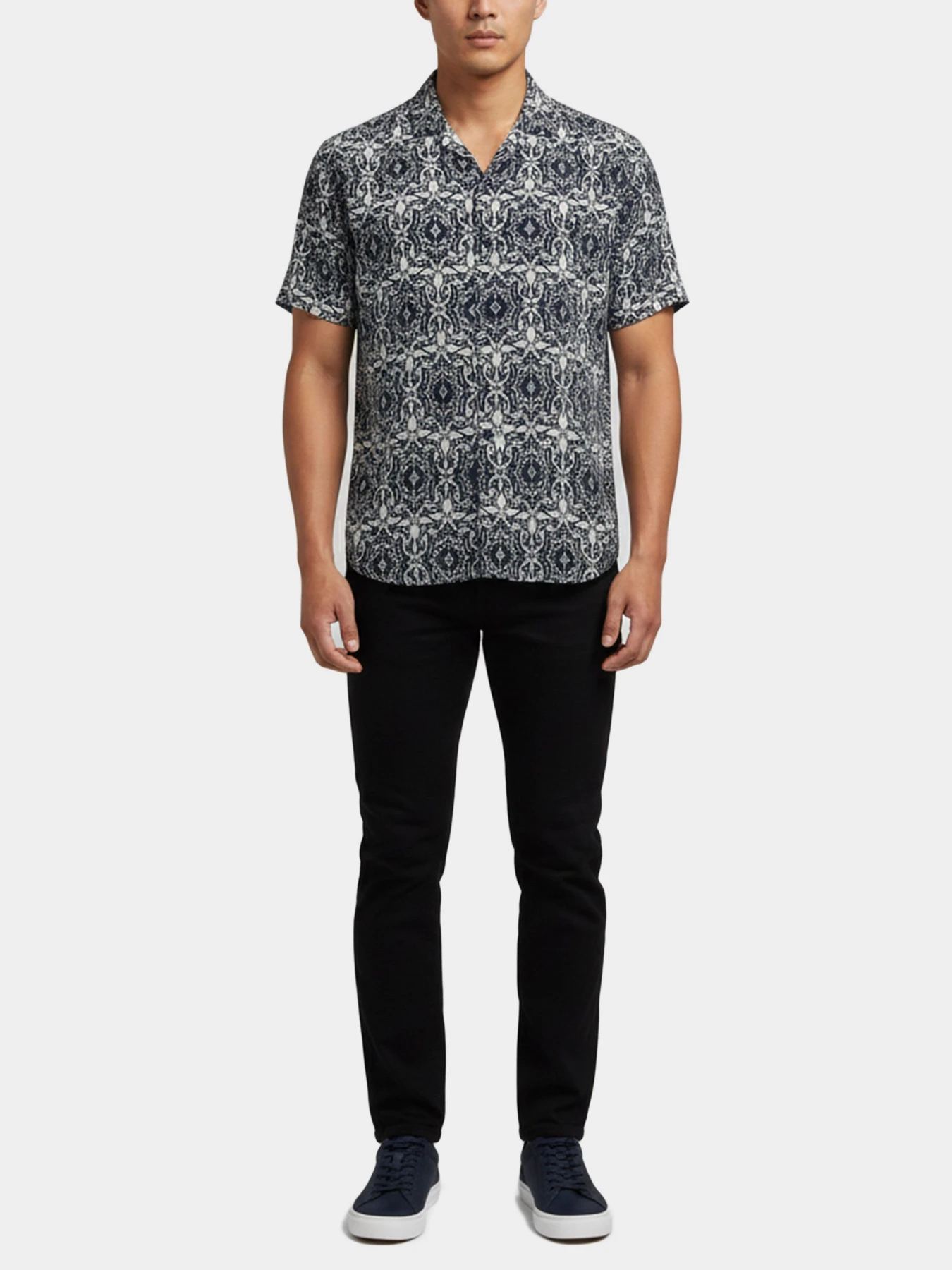 Одежда для дома и сна Emporio Armani модель 211881-4R466-68436 Одежда для дома и сна Emporio Armani модель 211881-4R466-68436 Фото