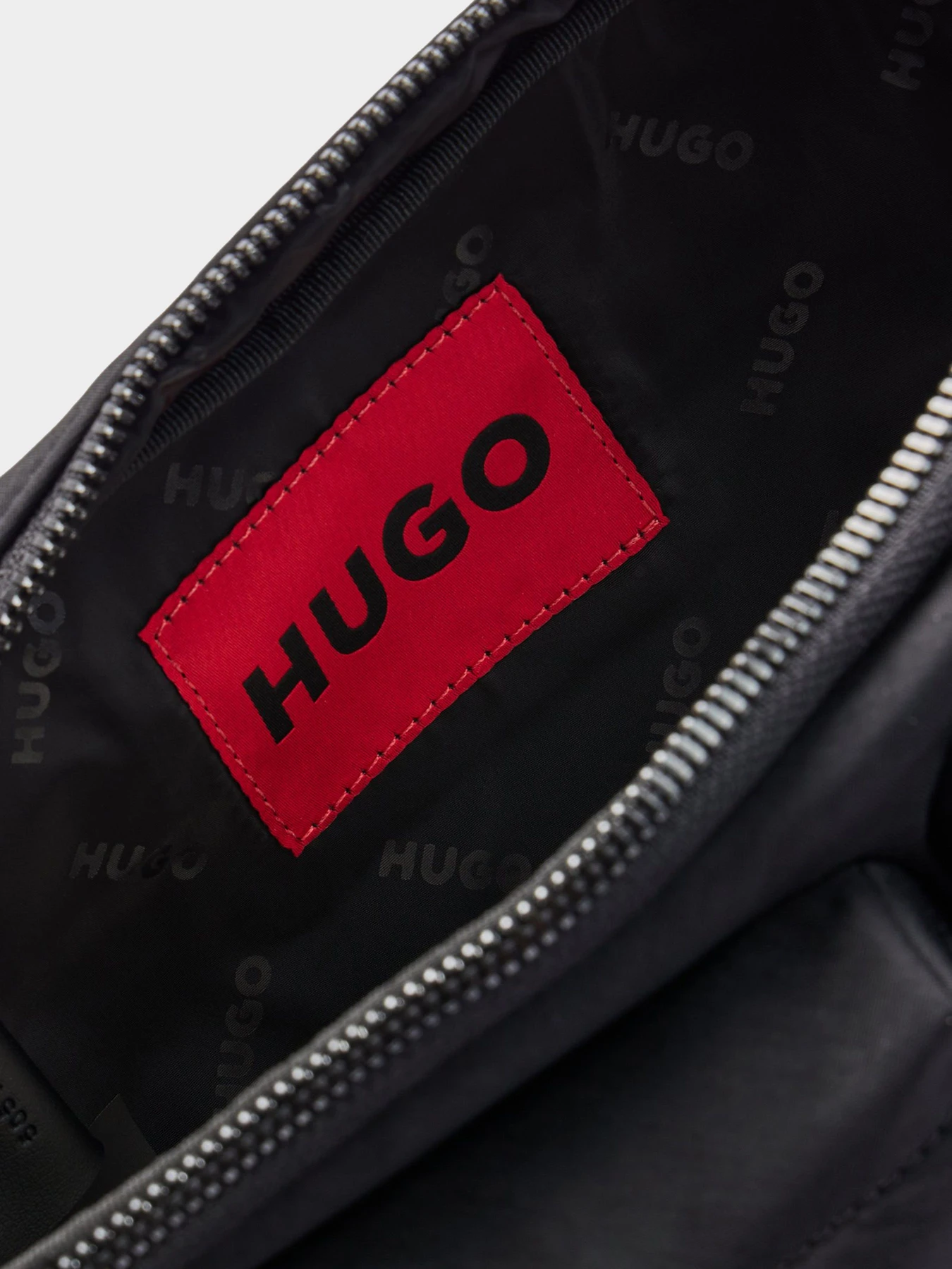 Сумки HUGO модель 50511250-001 Сумки HUGO модель 50511250-001 Фото