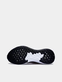 Кроссовки NIKE модель FB2208-004 Фото