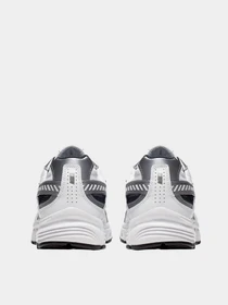 Кроссовки NIKE модель 394055-101 Фото