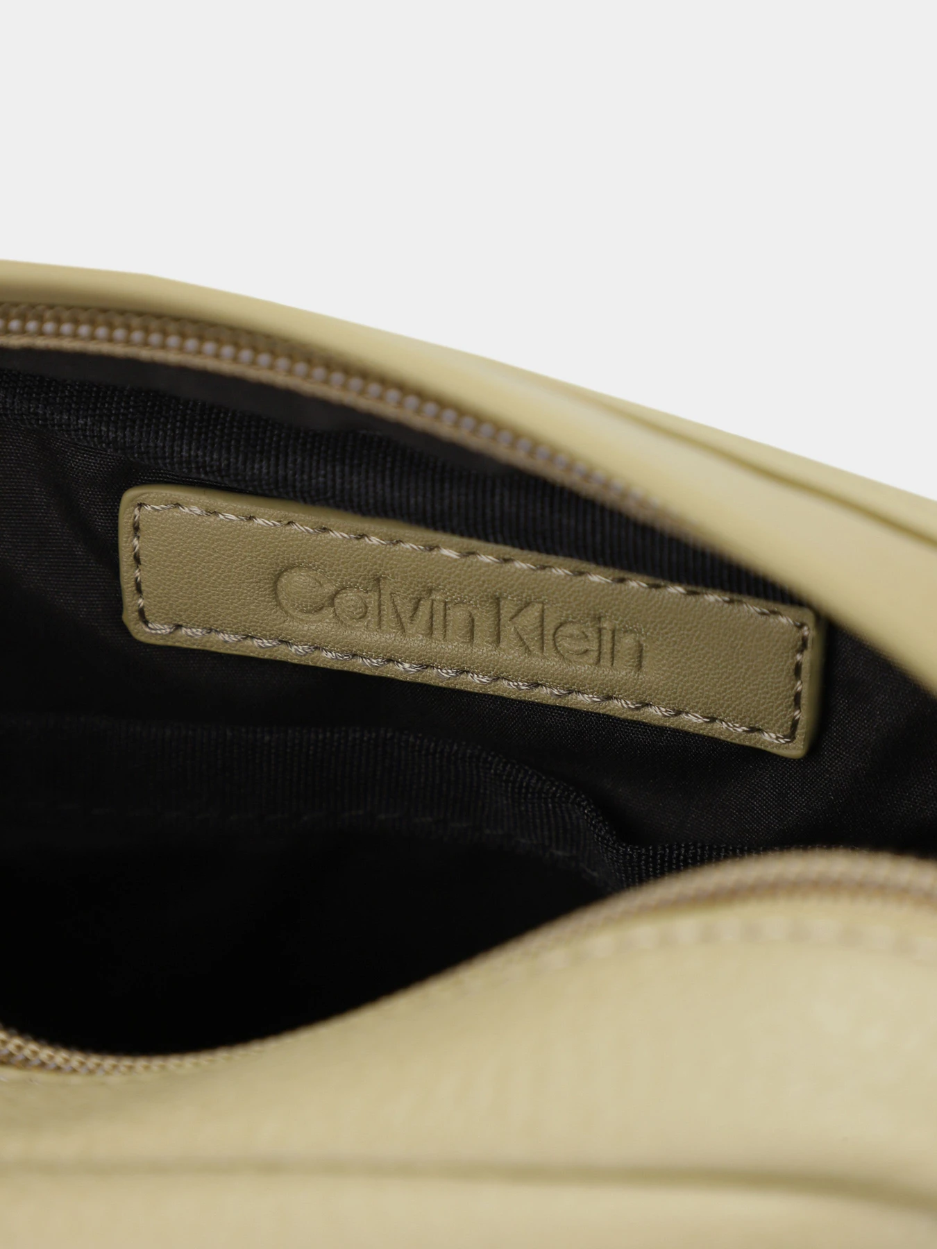 Сумки Calvin Klein модель K50K511606-MSS Сумки Calvin Klein модель K50K511606-MSS Фото