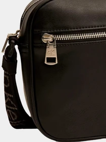 Сумки Calvin Klein модель K50K511788-BEH Фото