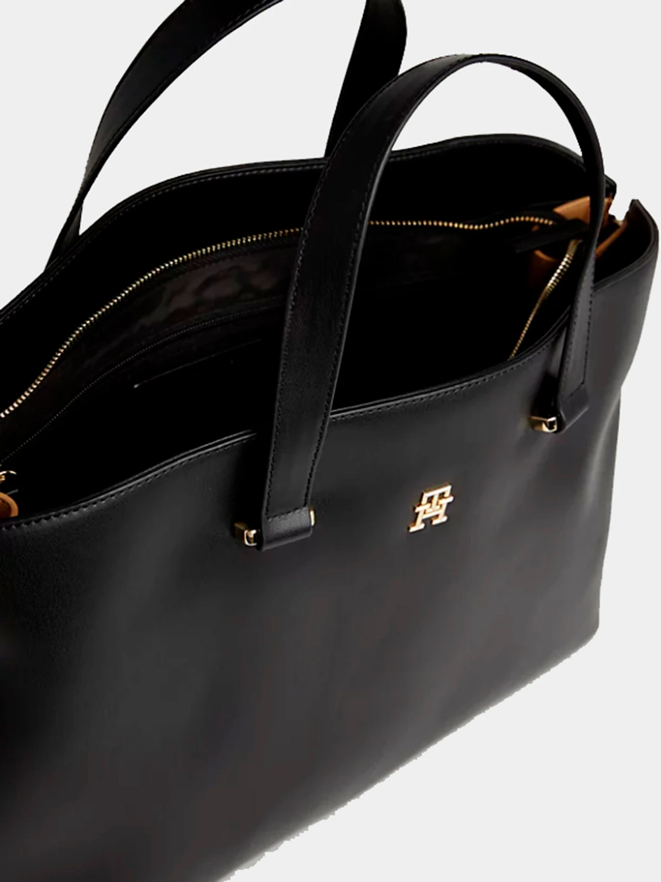 Сумки Tommy Hilfiger модель AW0AW15967-BDS Фото
