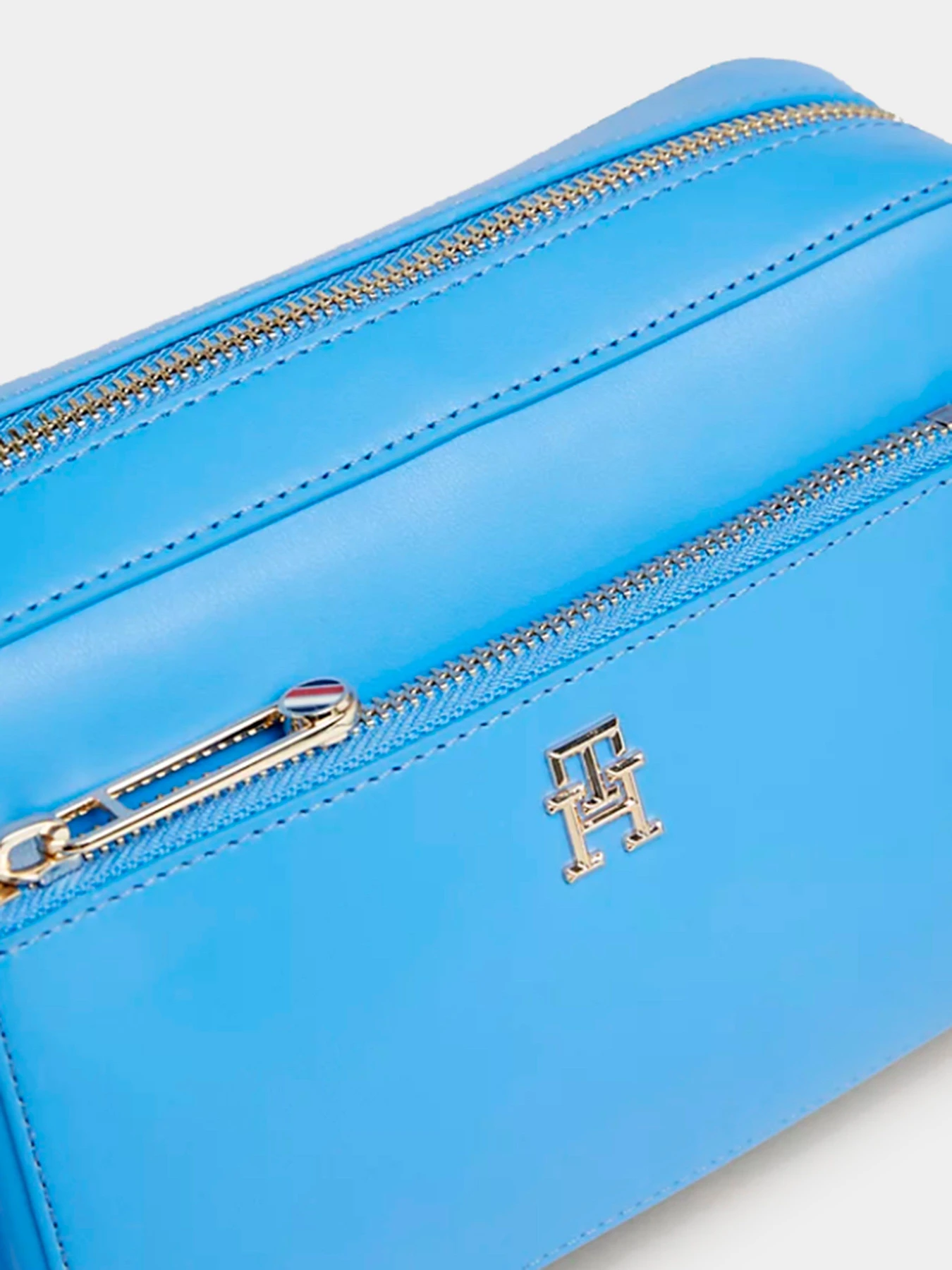 Сумки Tommy Hilfiger модель AW0AW15991-C30 Фото