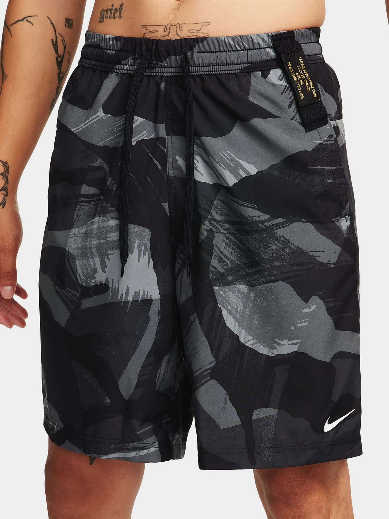 Шорты NIKE модель FN3046-010 Шорты NIKE модель FN3046-010 Фото