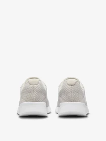 Кроссовки NIKE модель DJ6257-106 Фото