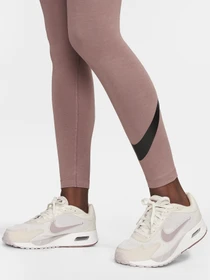 Брюки NIKE модель DV7795-208 Фото