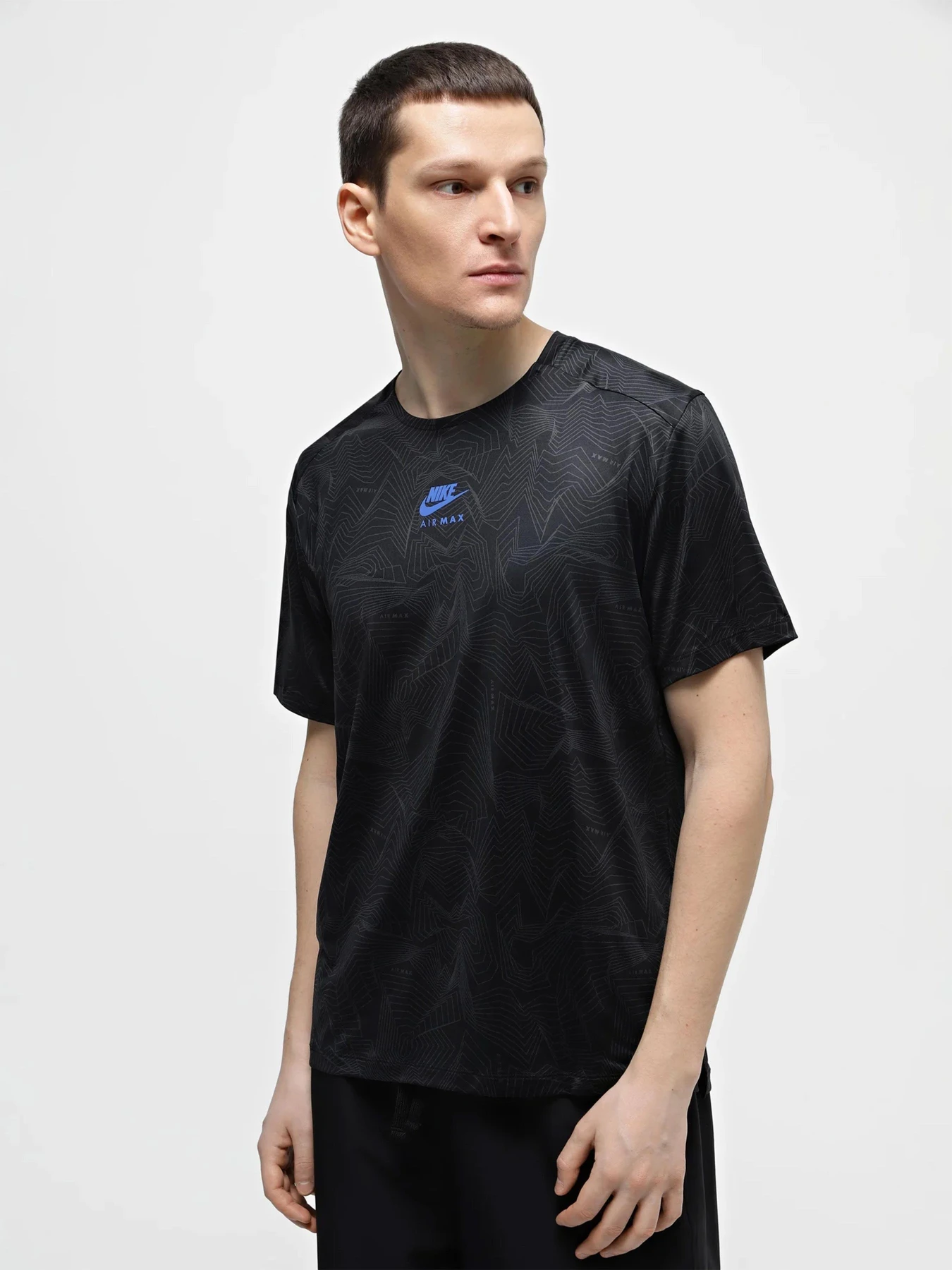 Футболки и поло NIKE модель FV5596-010 Футболки и поло NIKE модель FV5596-010 Фото